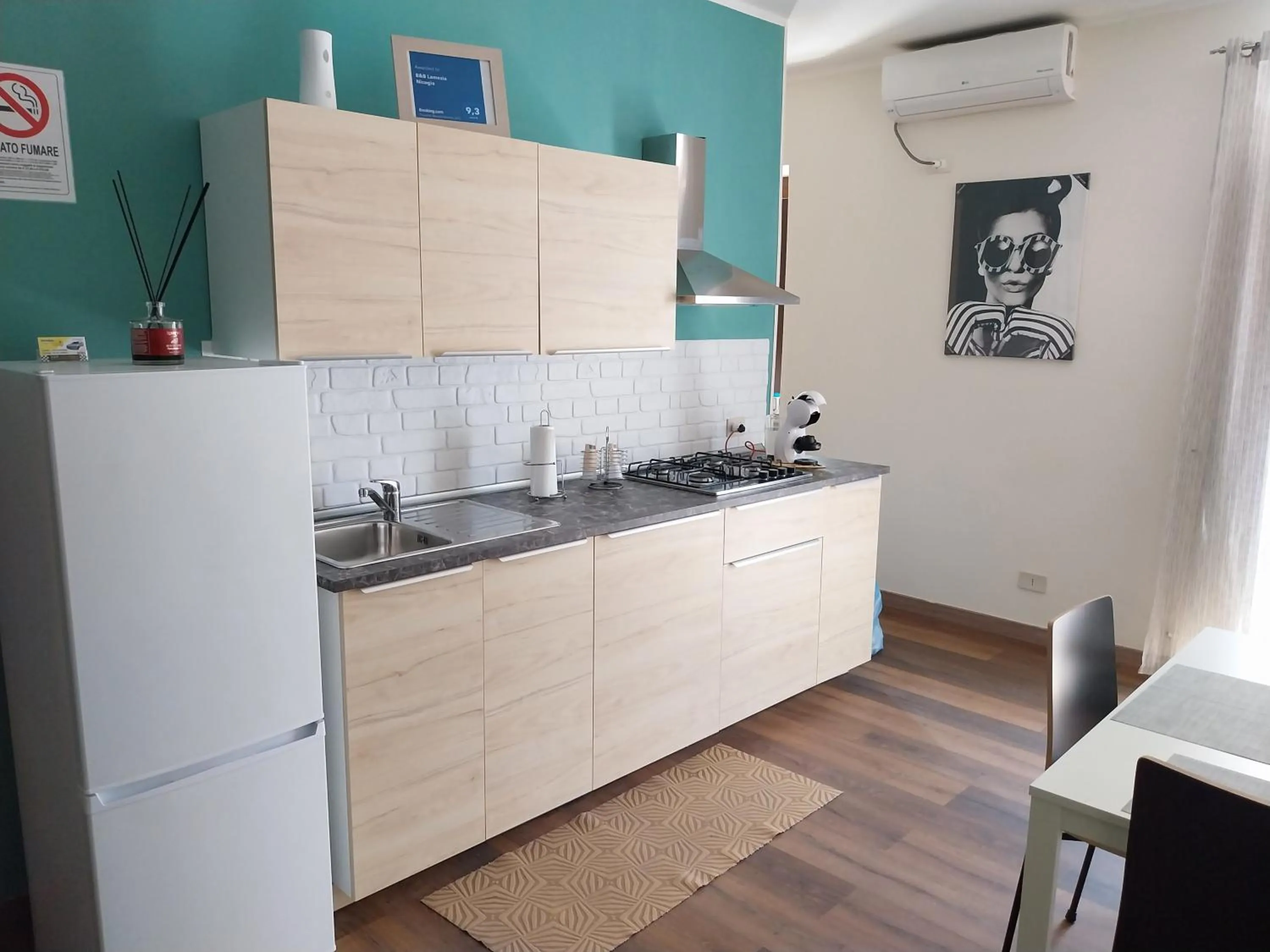 Kitchen or kitchenette in B&B Lamezia Nicogia