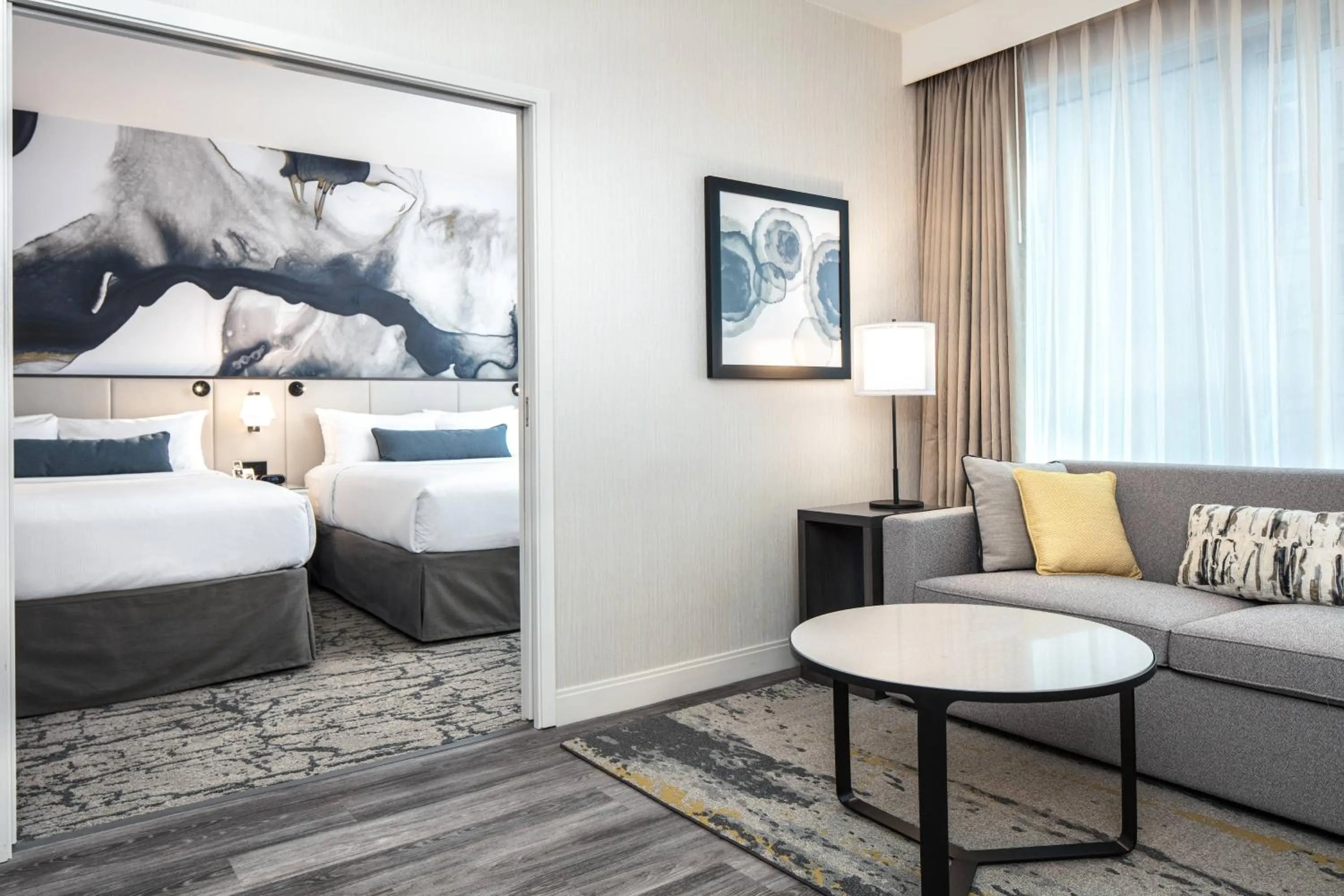 Photo of the whole room, Bed in Delta Hotels by Marriott Vancouver Downtown Suites