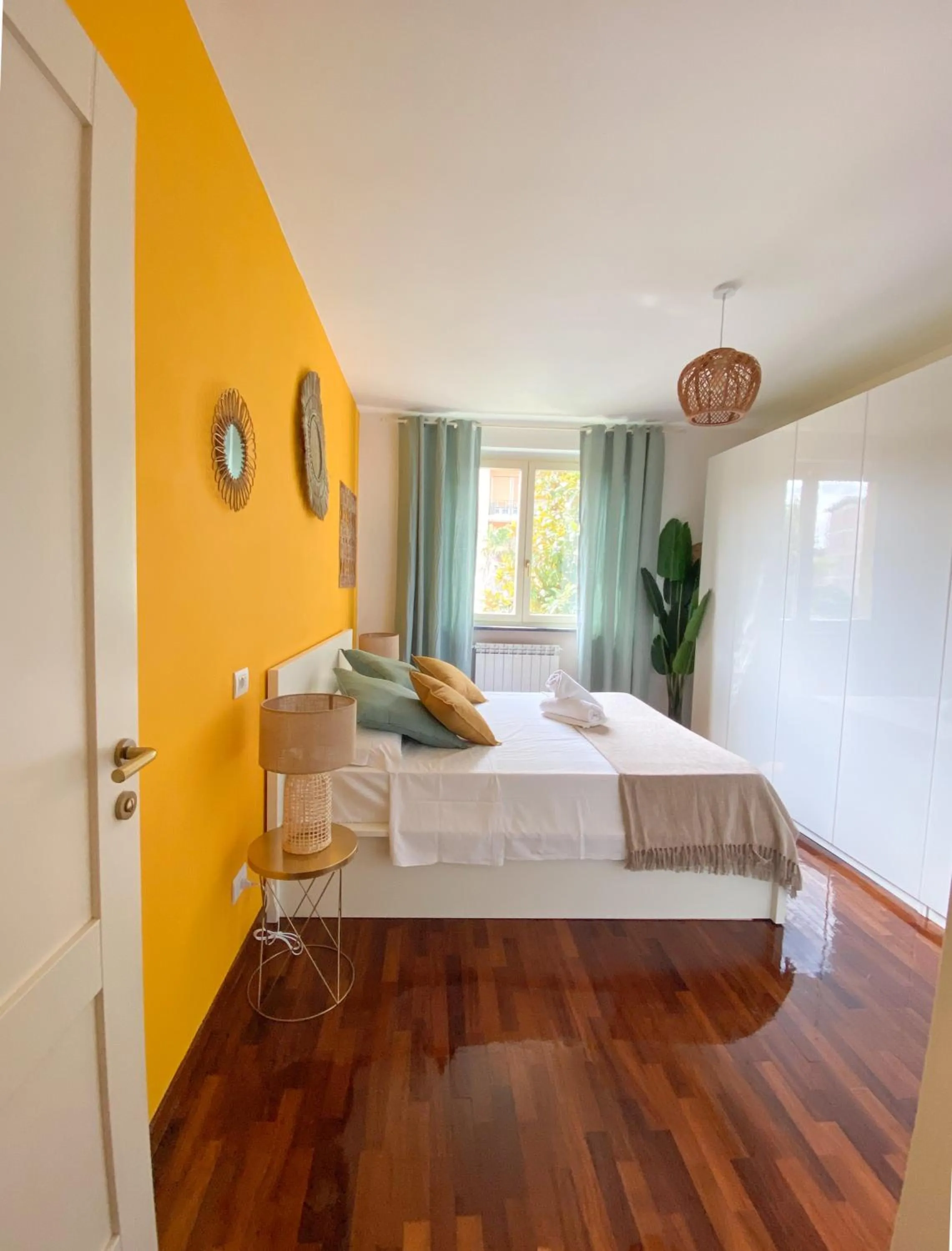 Bed in GIALLOMANGO Apt in Lucca