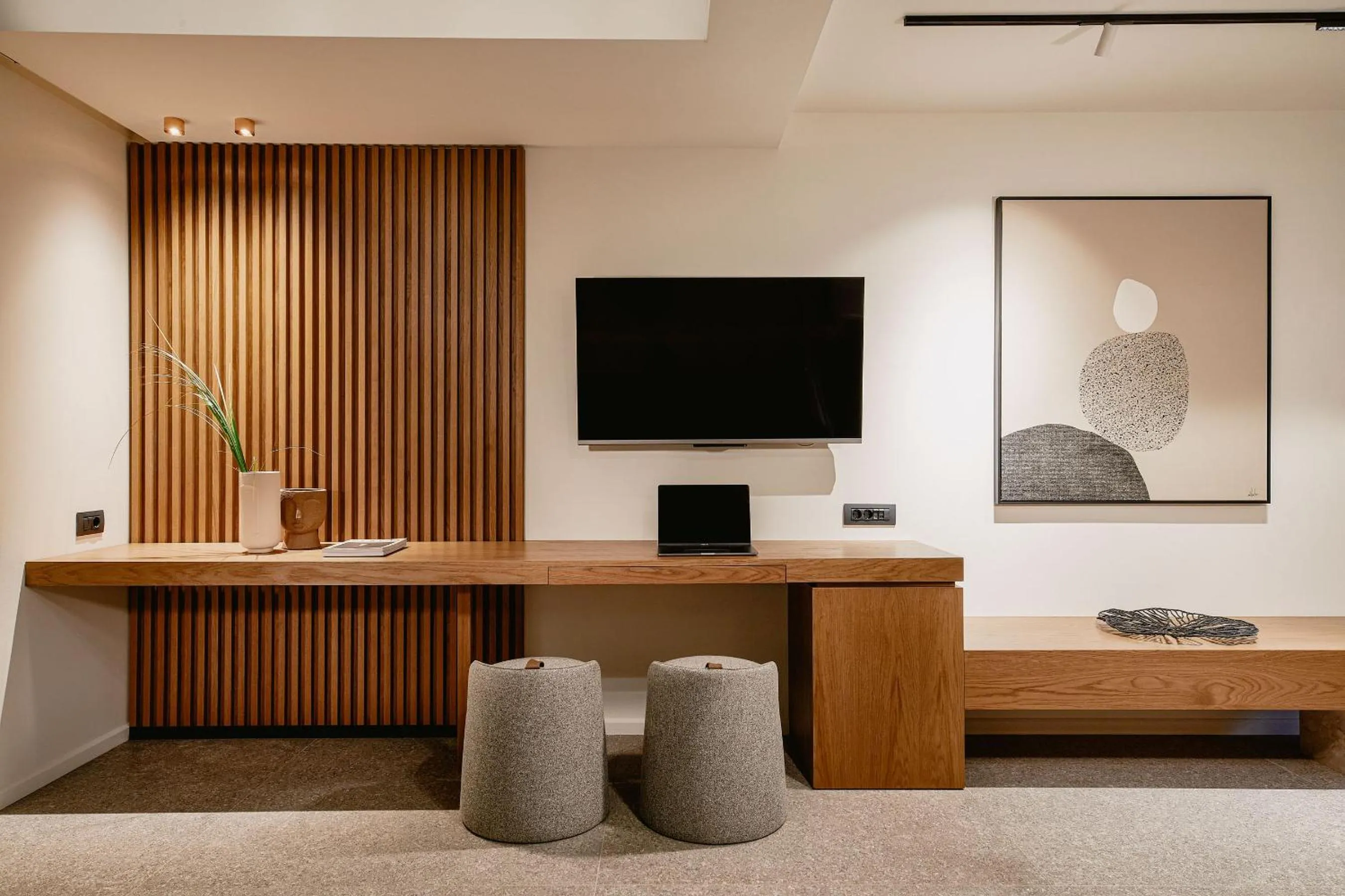 TV and multimedia in Origami Boutique Residences