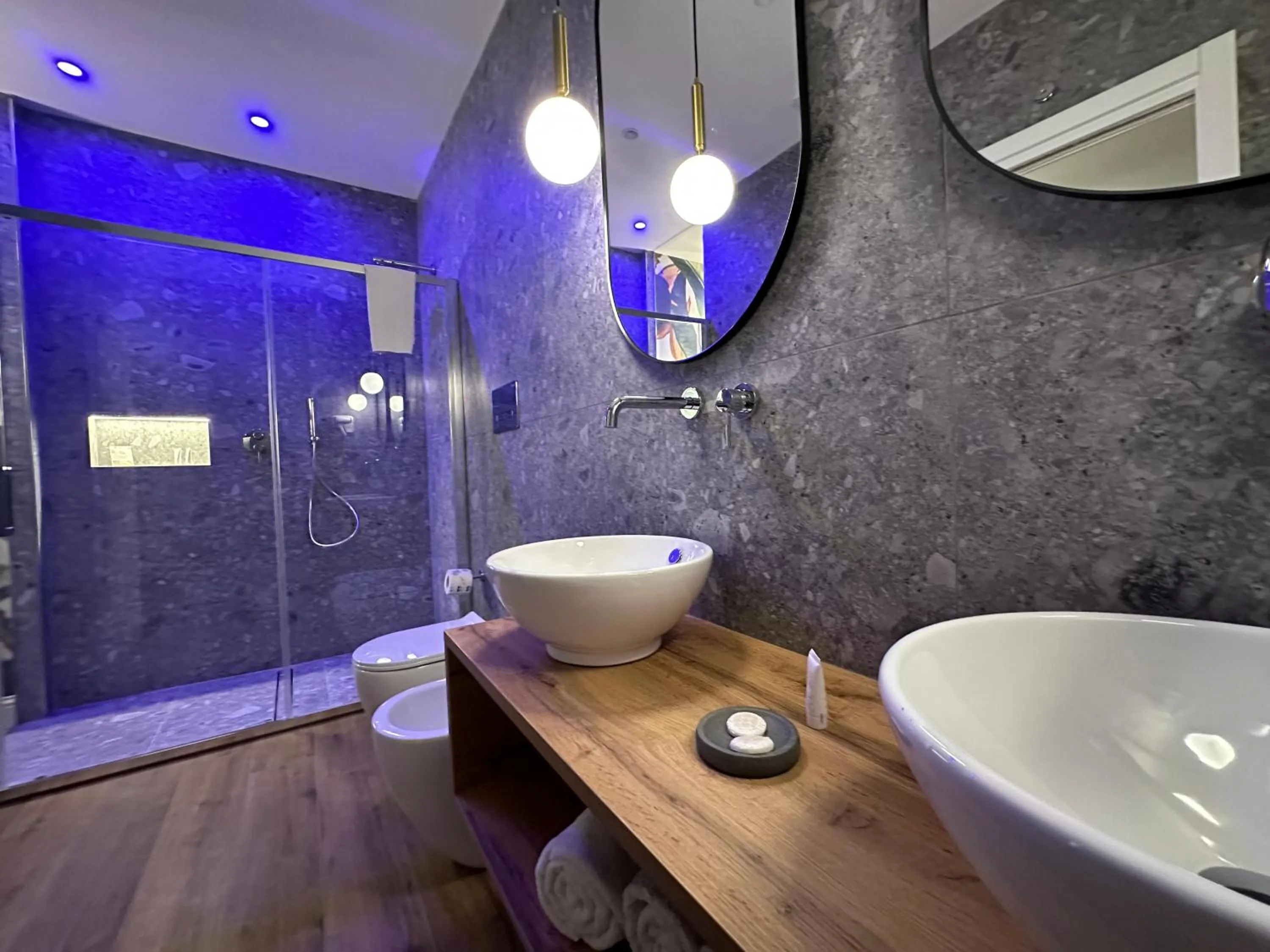 Shower in Krysos Luxury Rooms