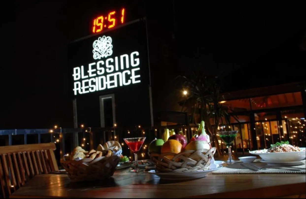 Restaurant/places to eat in BLESSING RESIDENCE HOTEL