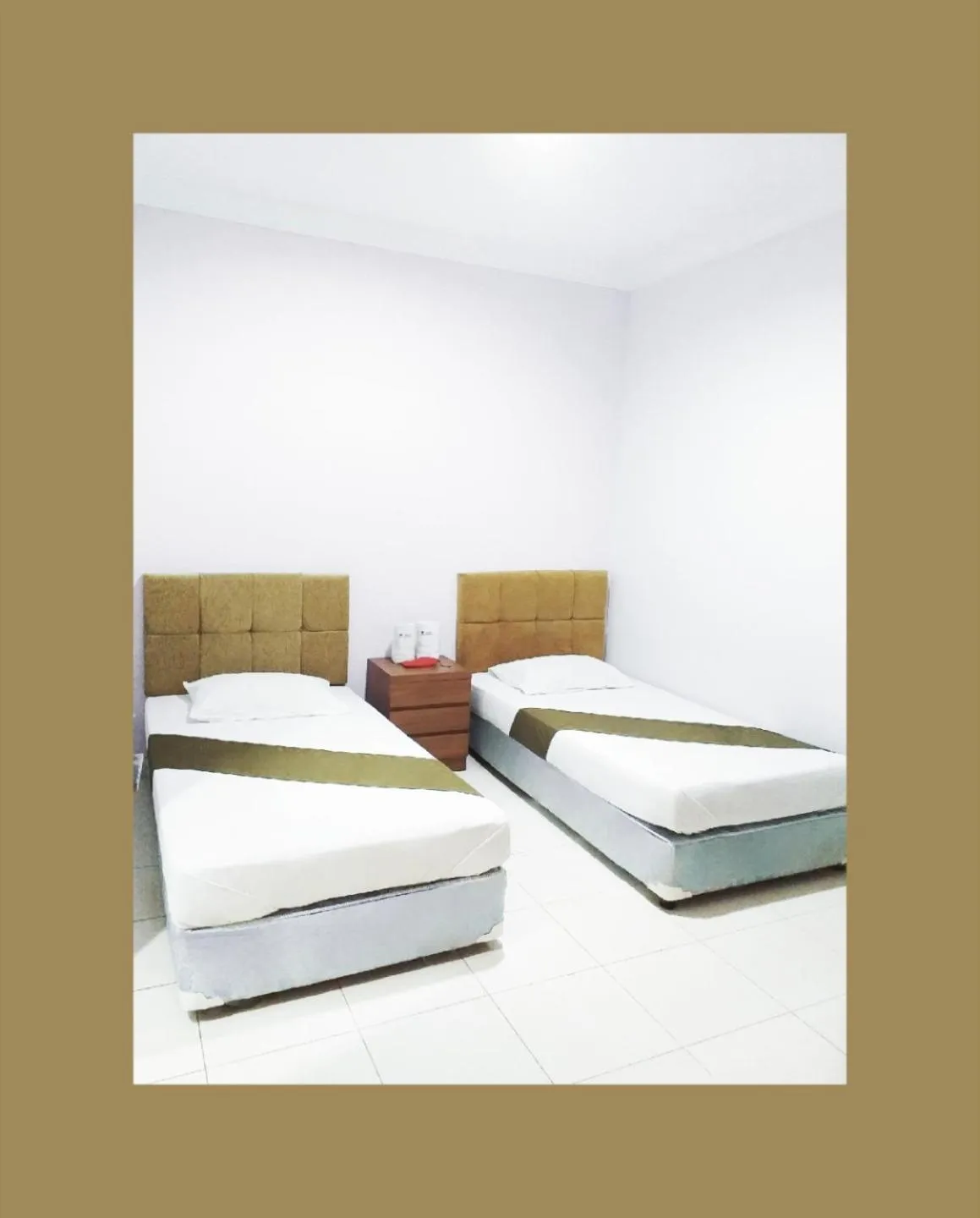 Bed in BLESSING RESIDENCE HOTEL