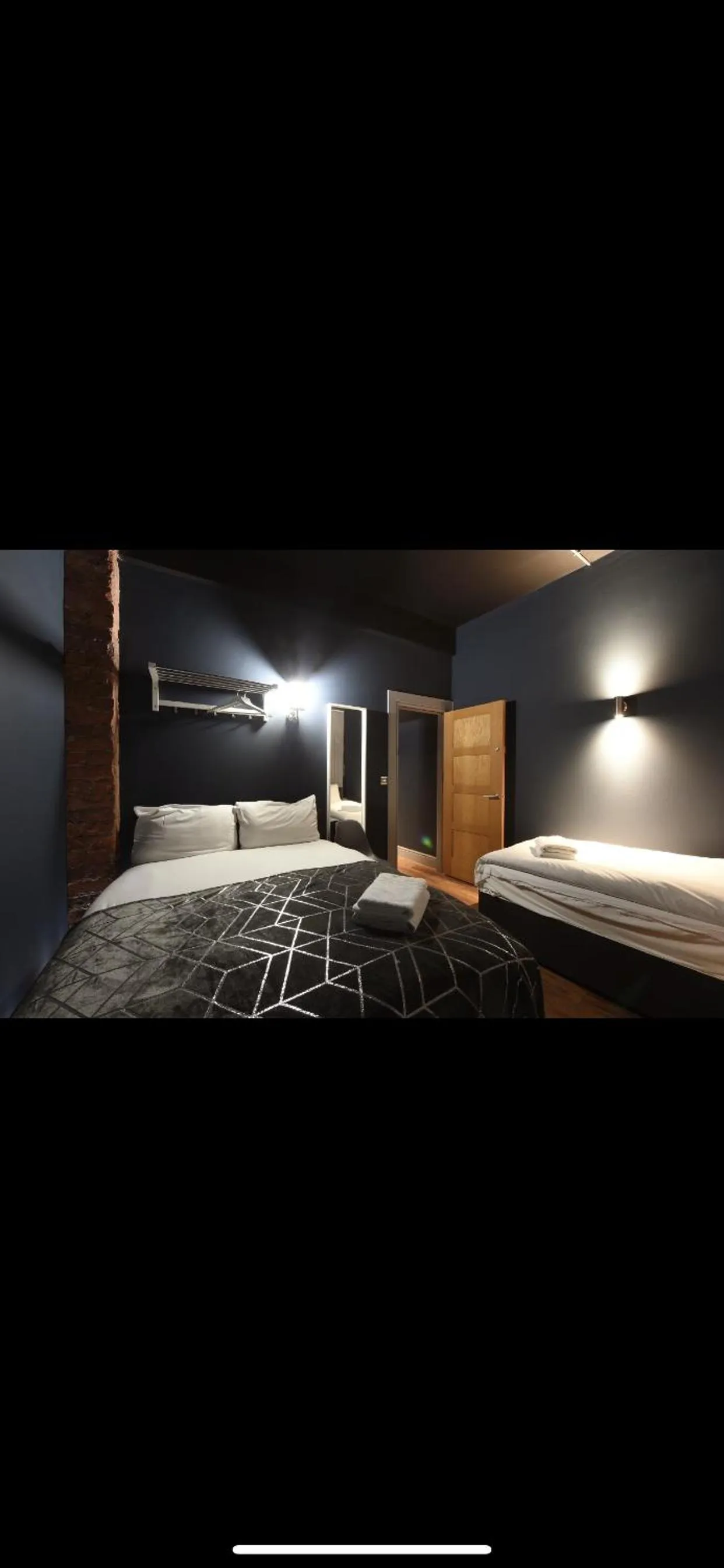 Bed in Swan Street Townhouse Hot Tub & Roof Terrace