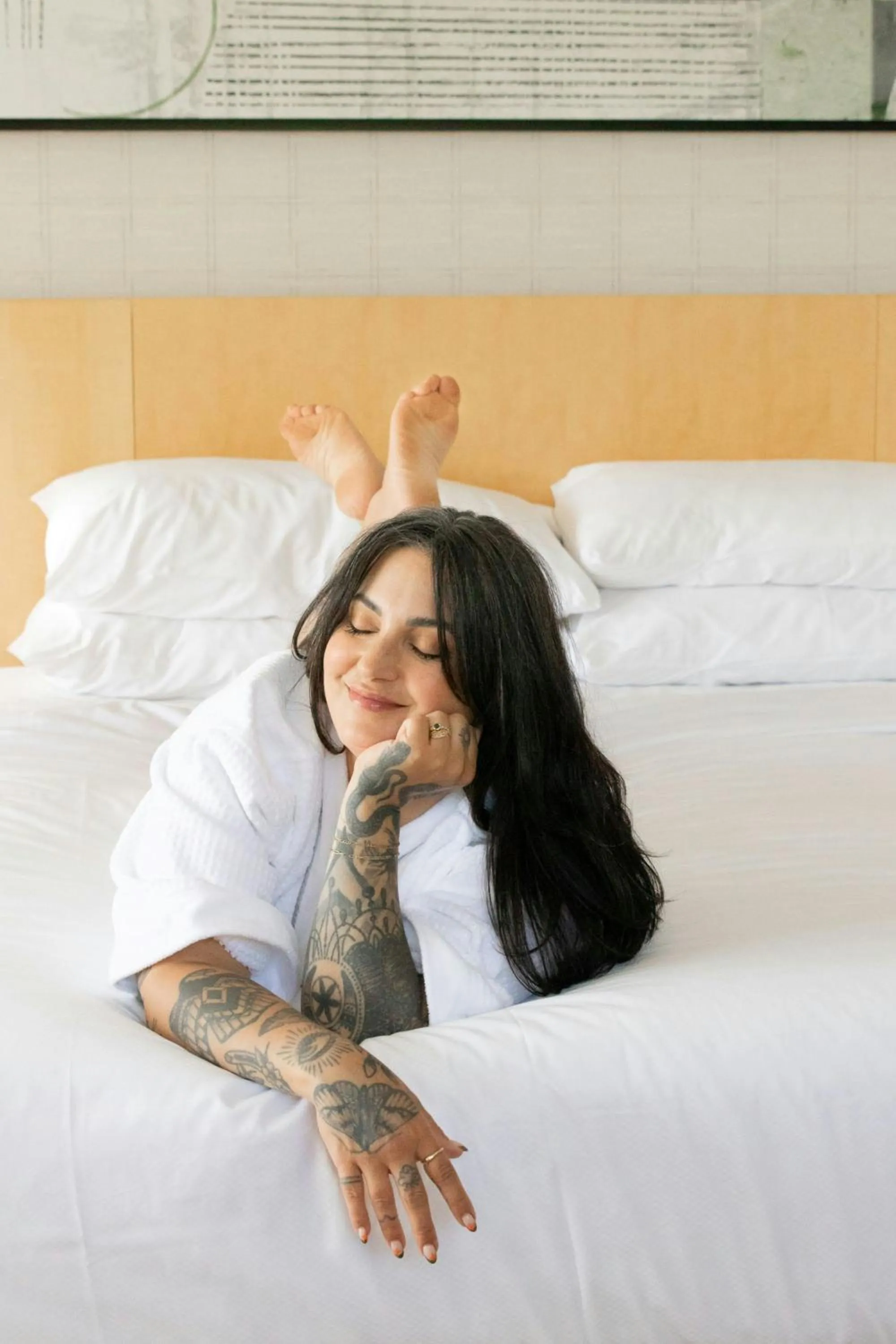 Photo of the whole room, Bed in Delta Hotels by Marriott Victoria Ocean Pointe Resort