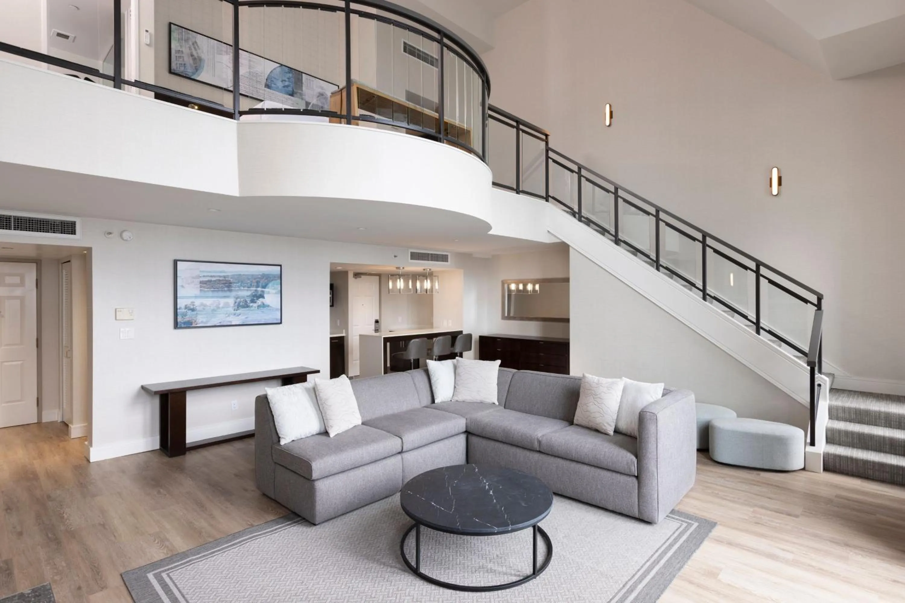 Living room in Delta Hotels by Marriott Victoria Ocean Pointe Resort