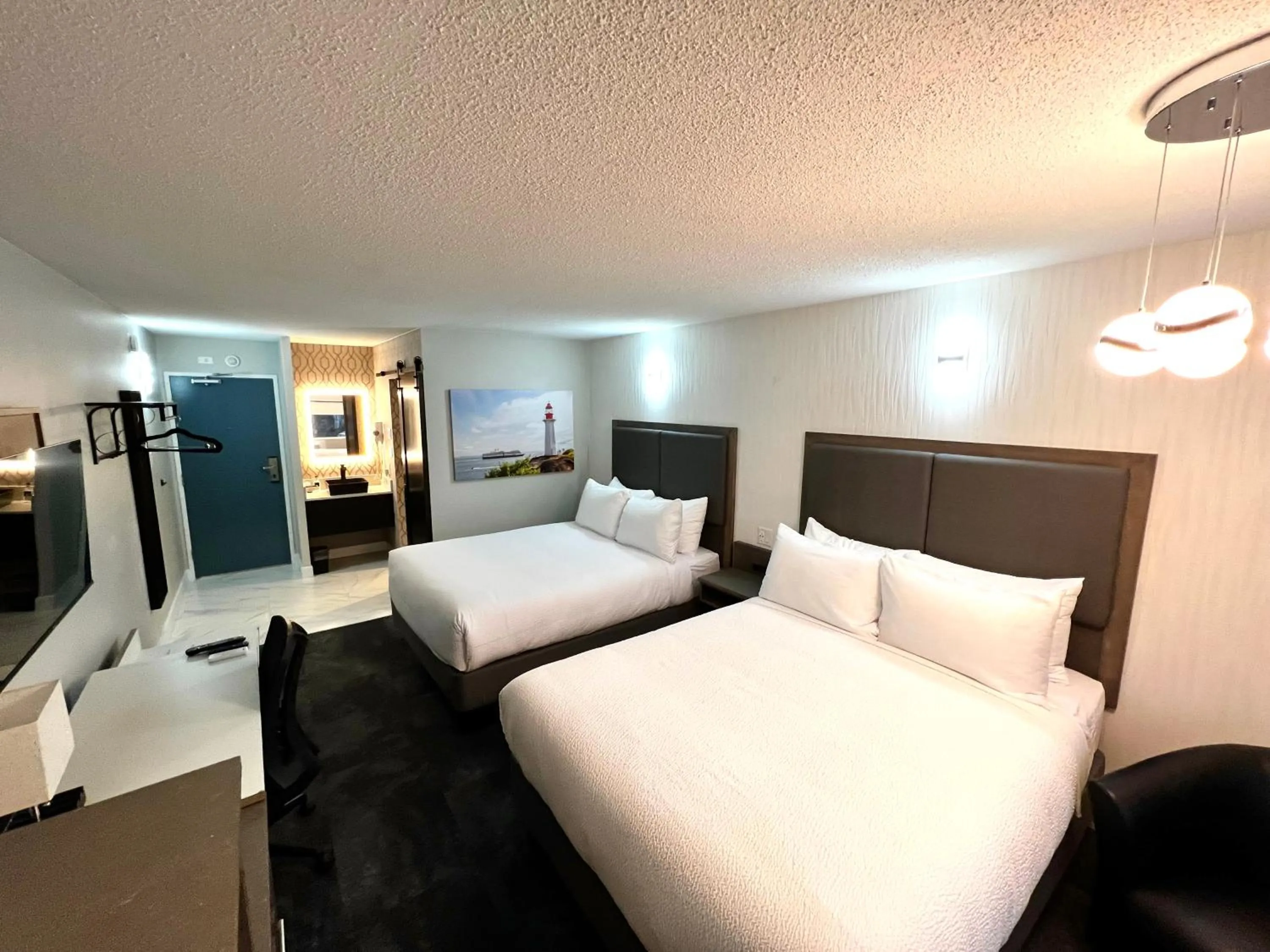 Bed in The Vic, an Ascend Collection Hotel