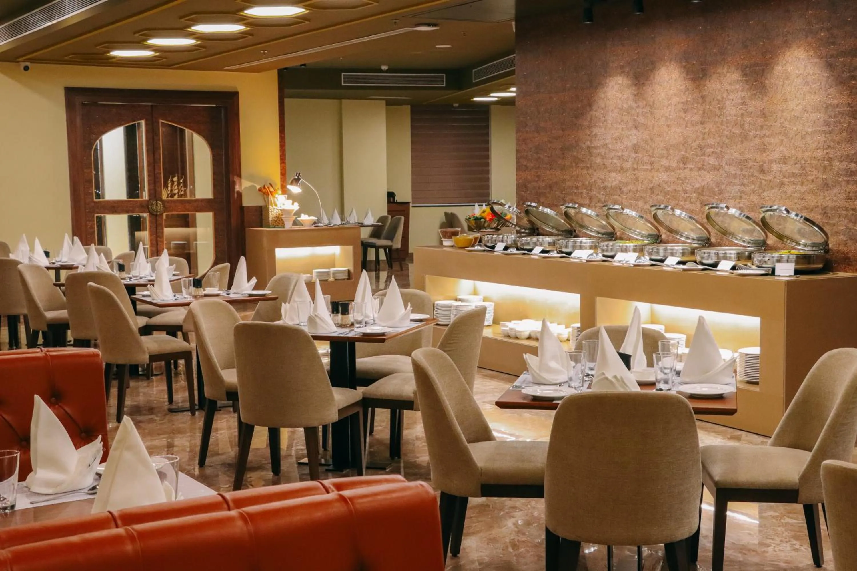 Restaurant/places to eat in Playotel Premier Guna