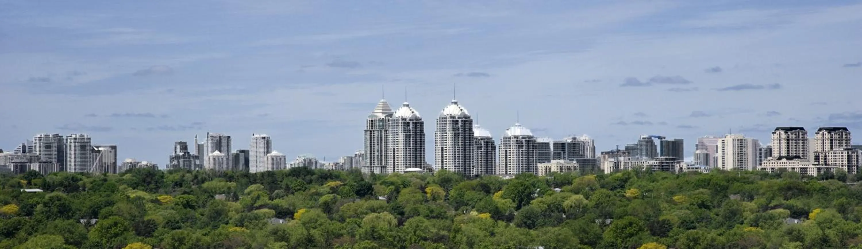 City view in Pan Pacific Toronto