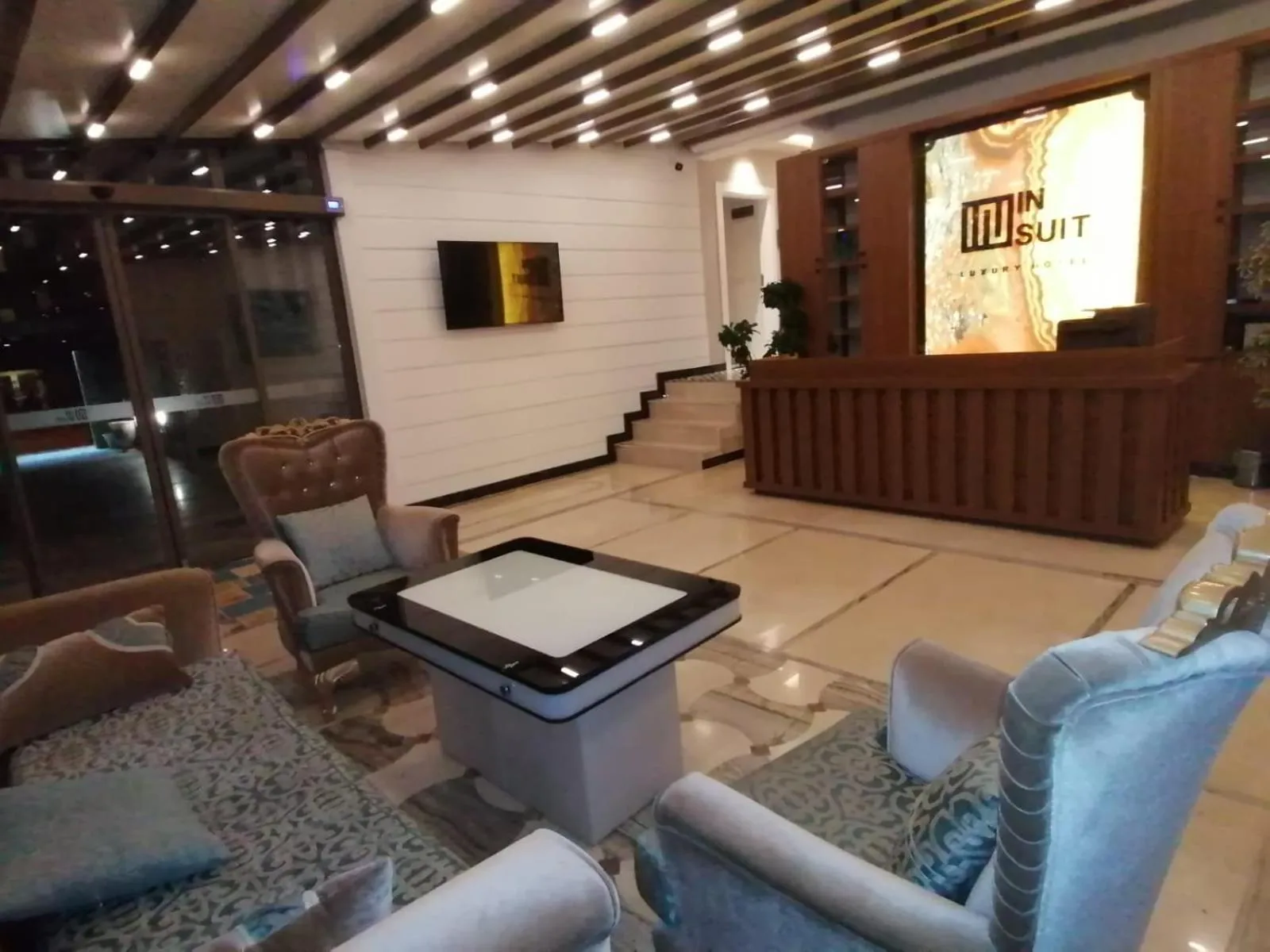 TV and multimedia in IN SUIT LUXURY