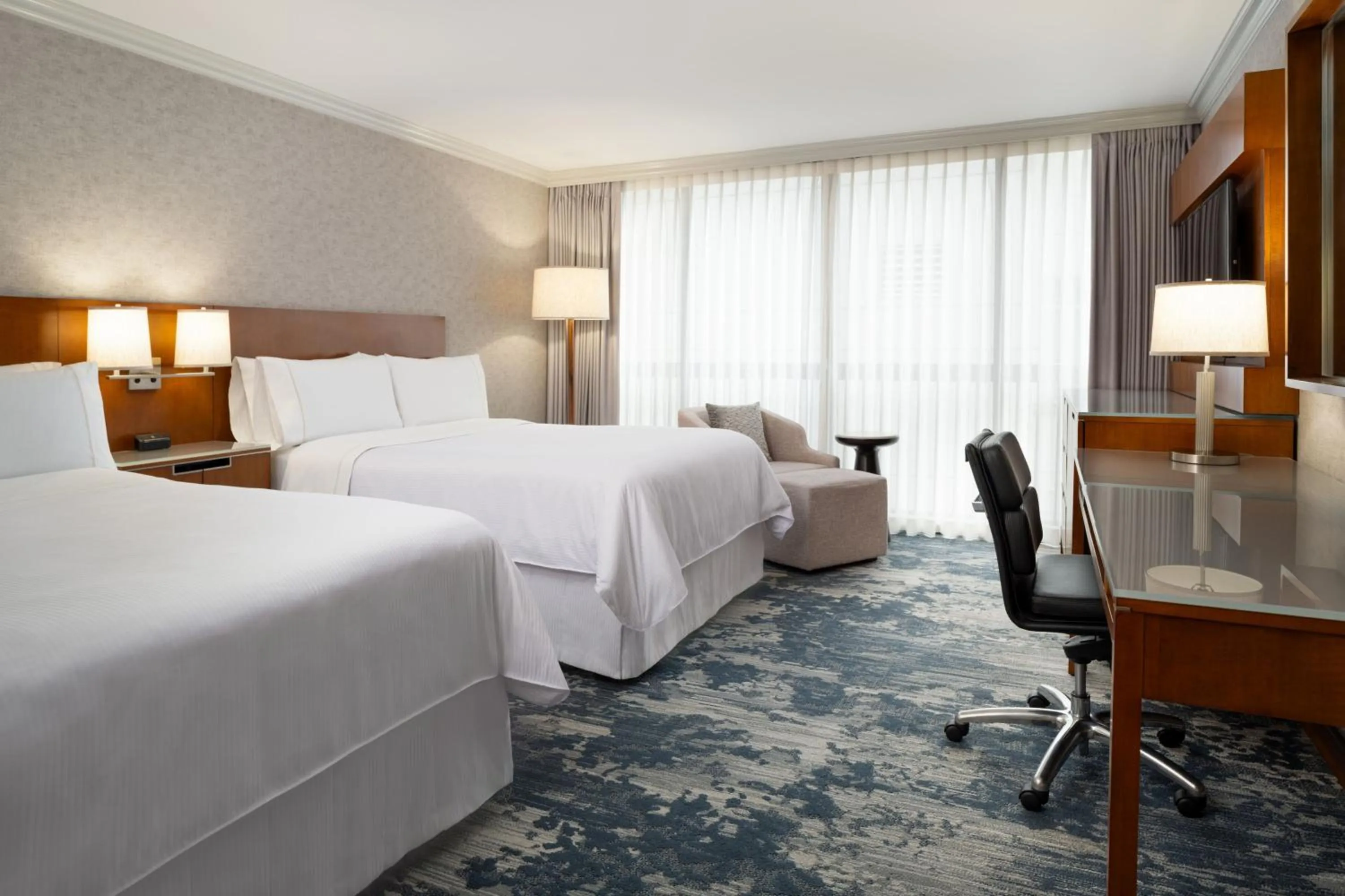 Photo of the whole room, Bed in The Westin Bayshore, Vancouver