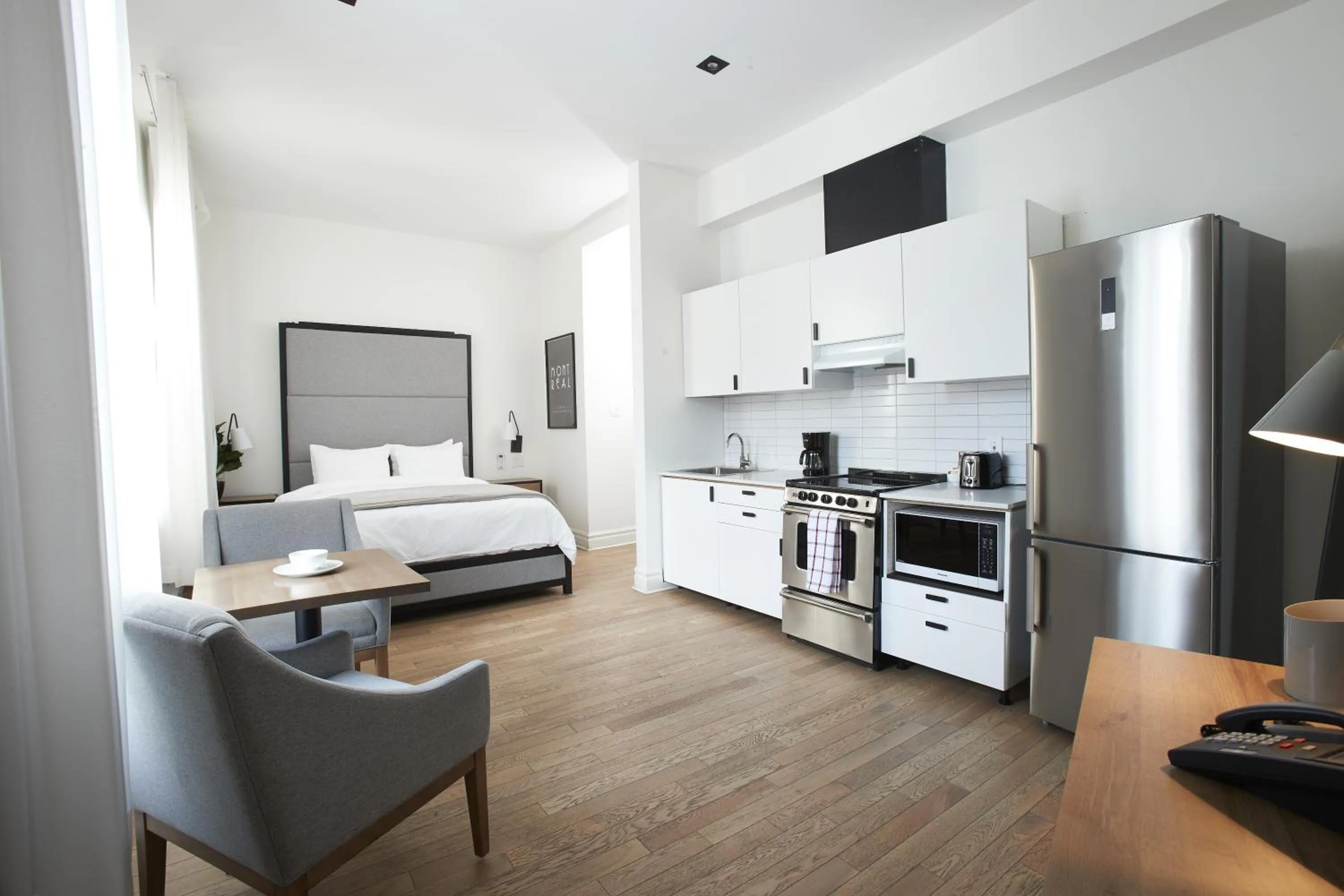 Kitchen or kitchenette in hotel & spa Carré Saint-Louis