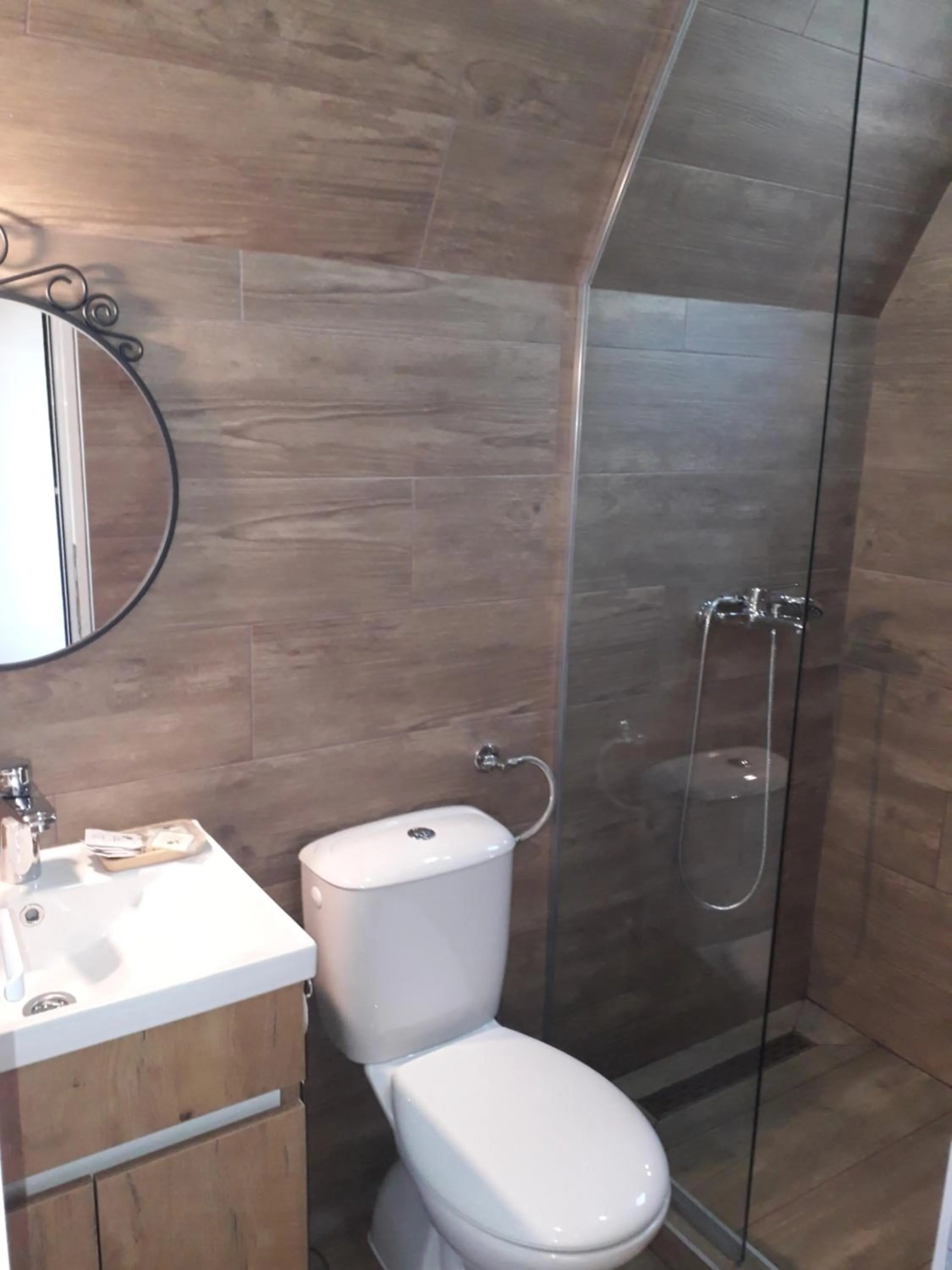 Bathroom in Hotel Marina OASA