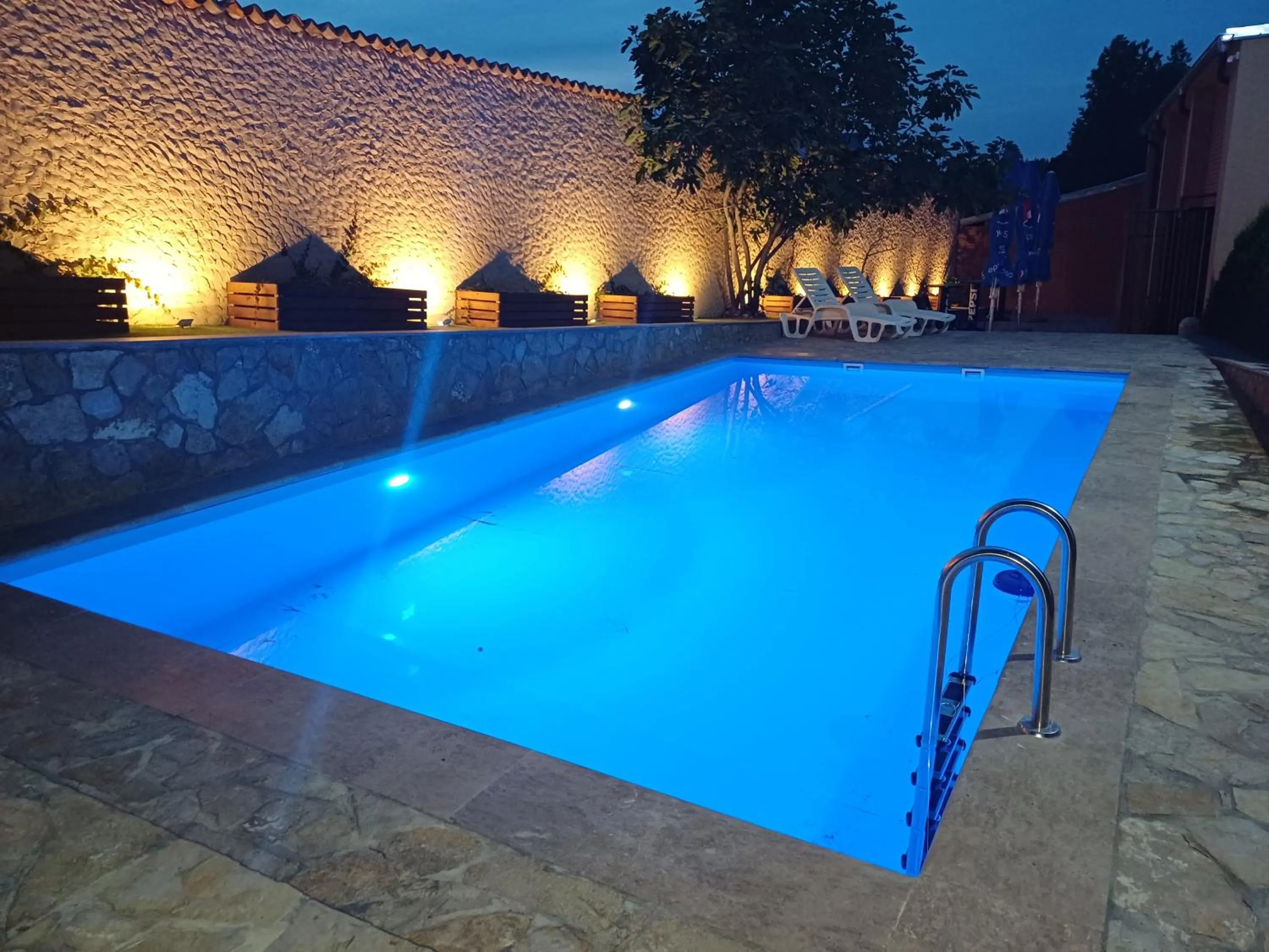 Swimming pool in Hotel Marina OASA