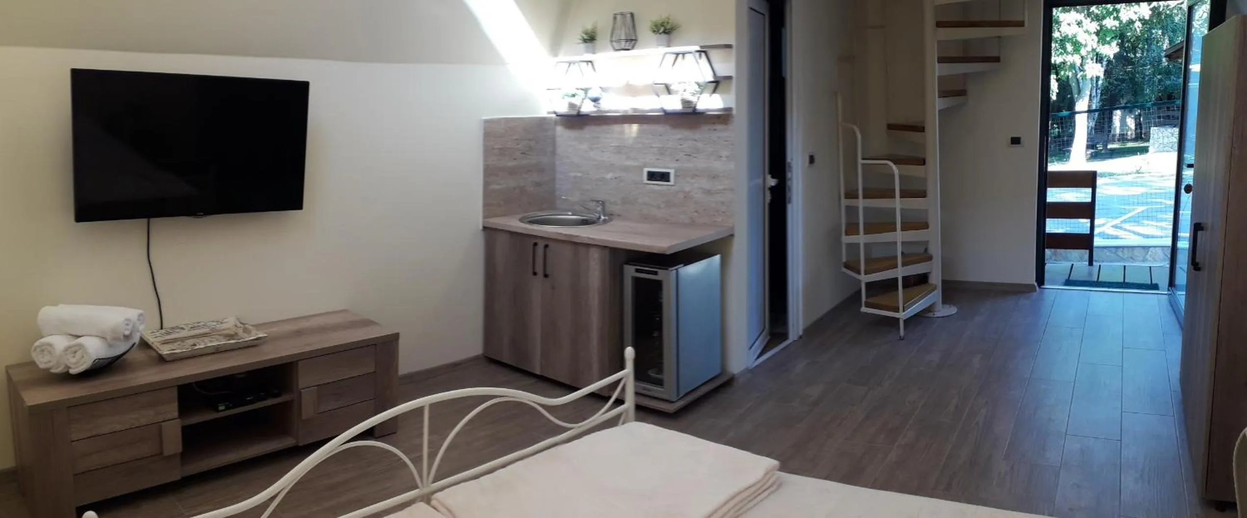 Kitchen or kitchenette, Bed in Hotel Marina OASA