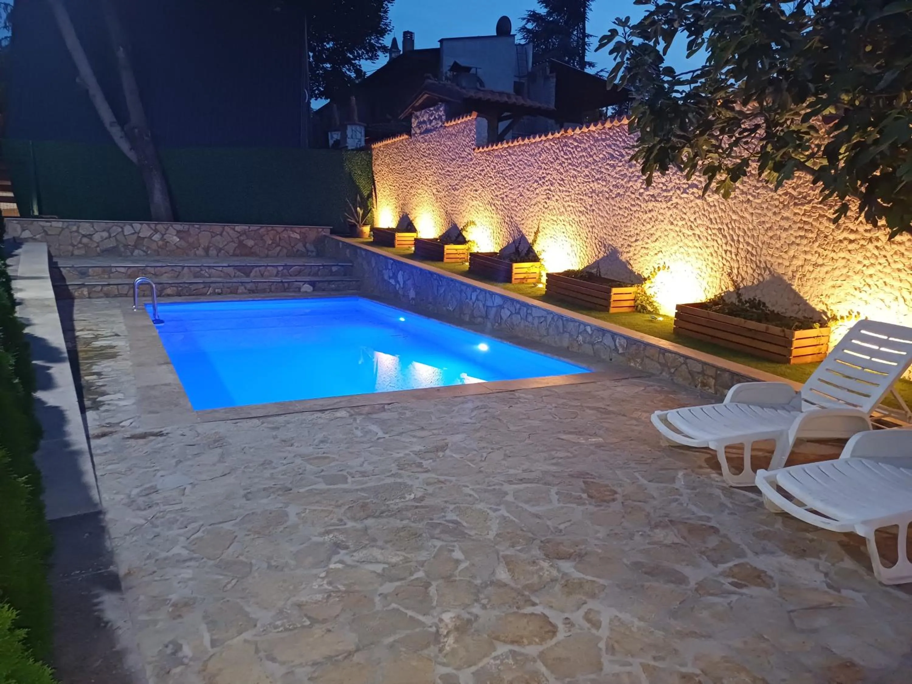 Swimming pool in Hotel Marina OASA