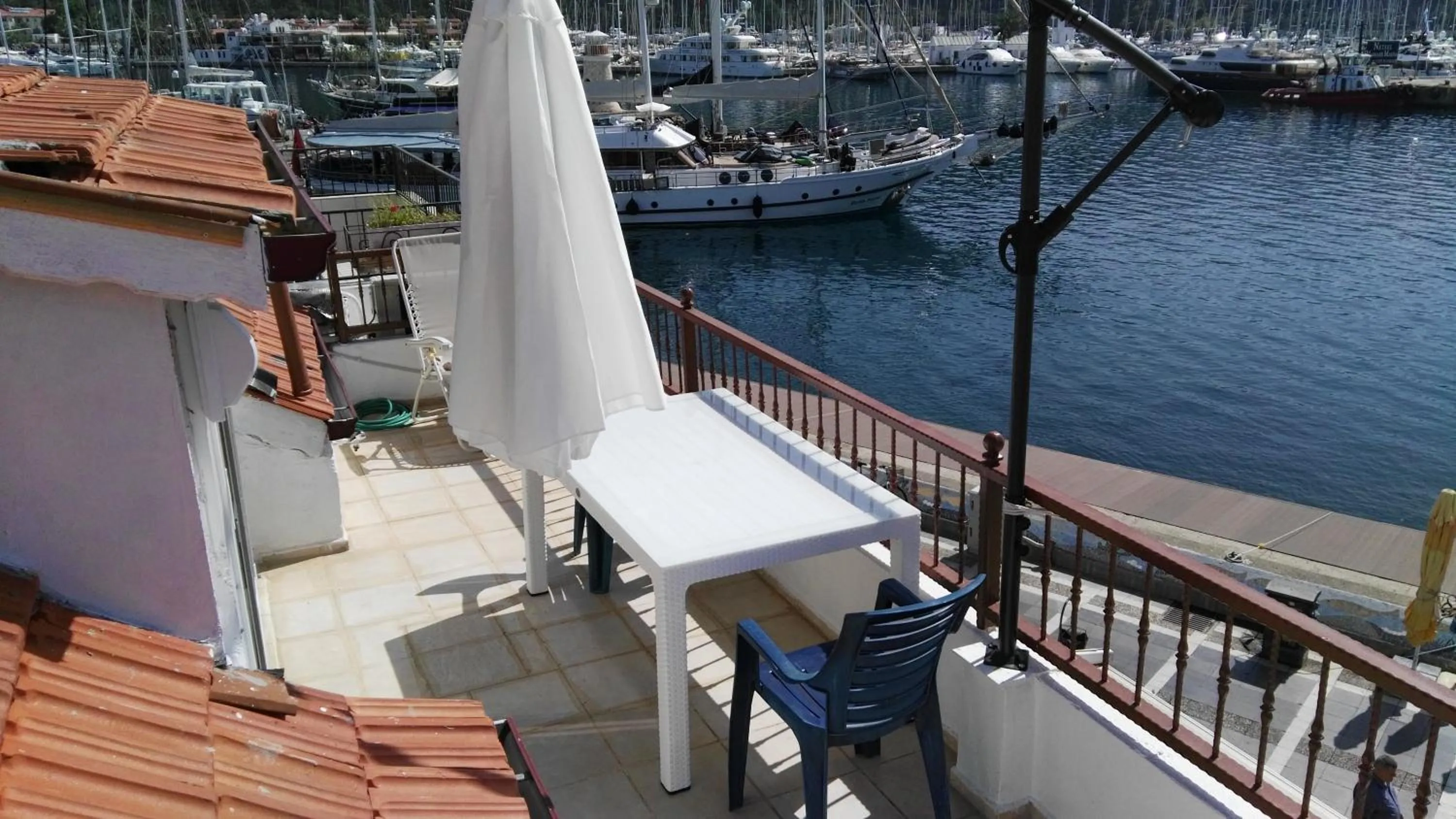 Balcony/Terrace in Uysal Suite and Loft Seaside