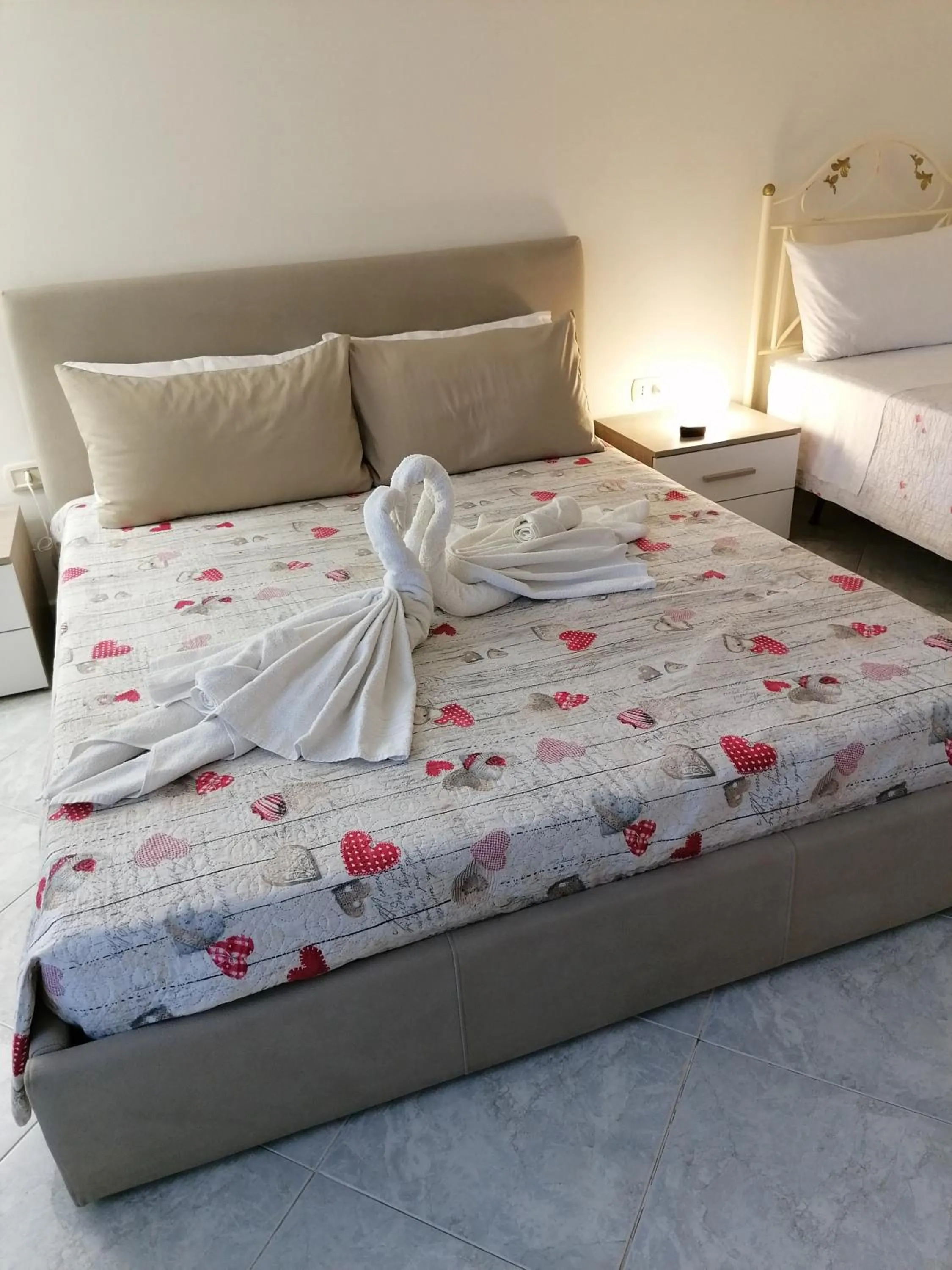 Bed in Rara Domus B&B
