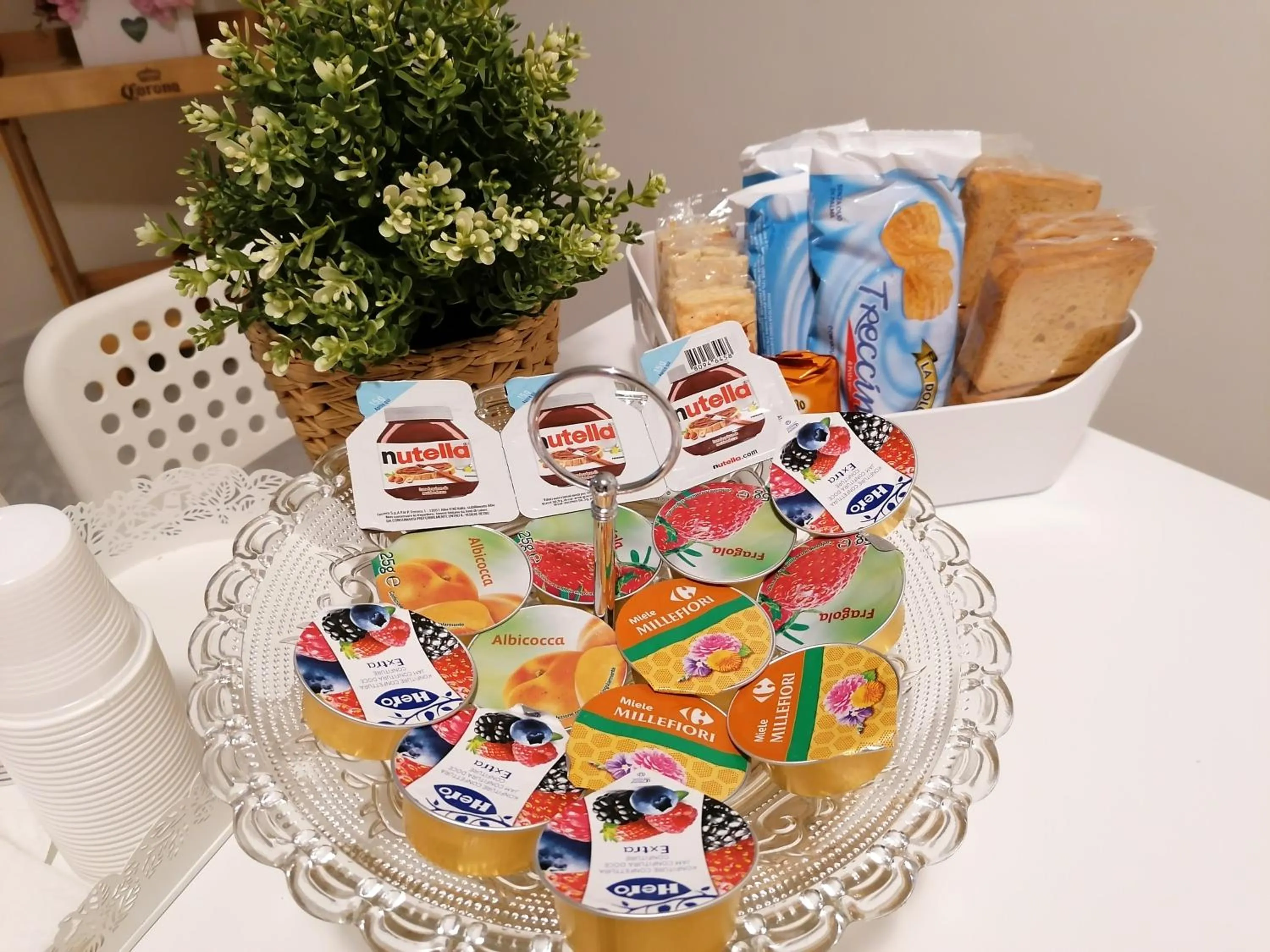 Breakfast in Rara Domus B&B