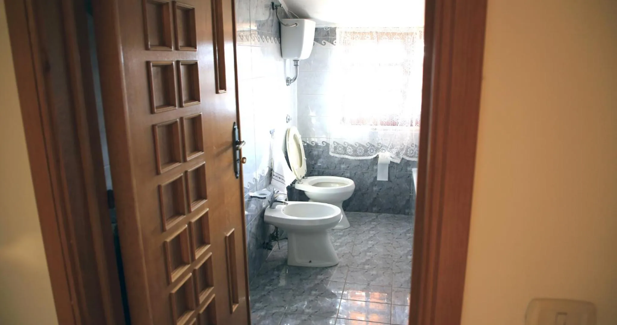 Bathroom in Rara Domus B&B