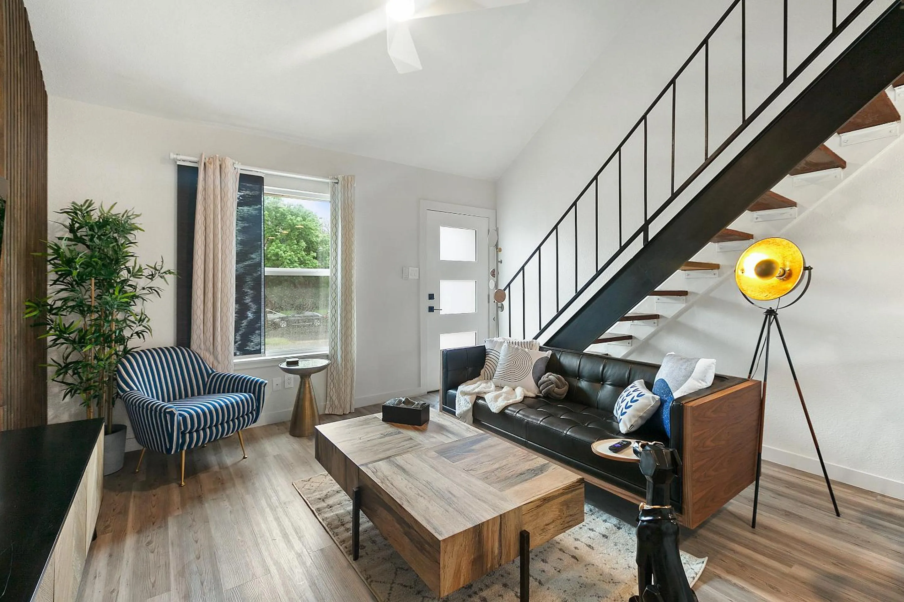 Living room in Contemporary Couples Getaway Near Austin Favorites - Loft 21