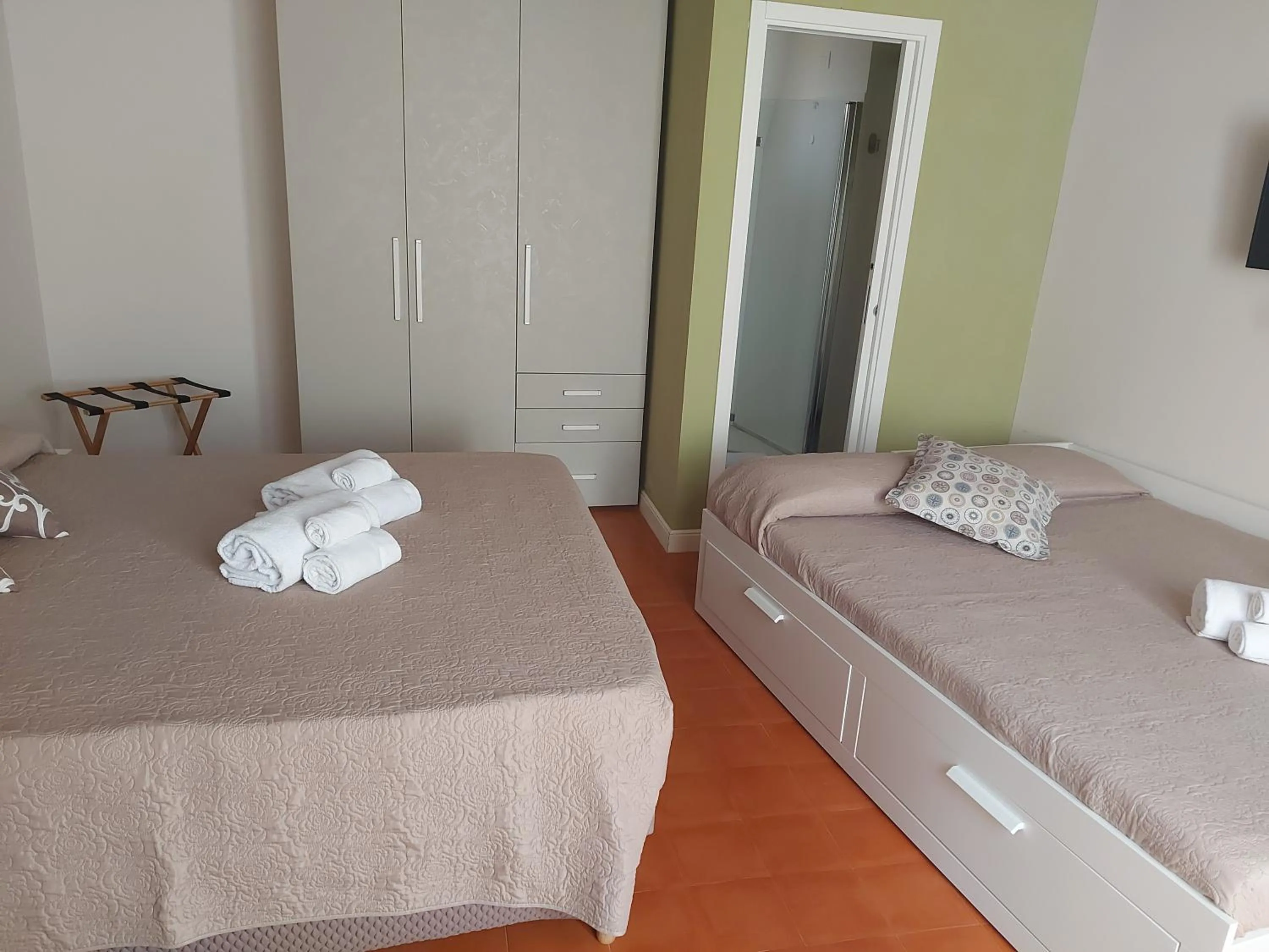 Bedroom, Bed in Celeste Costiera