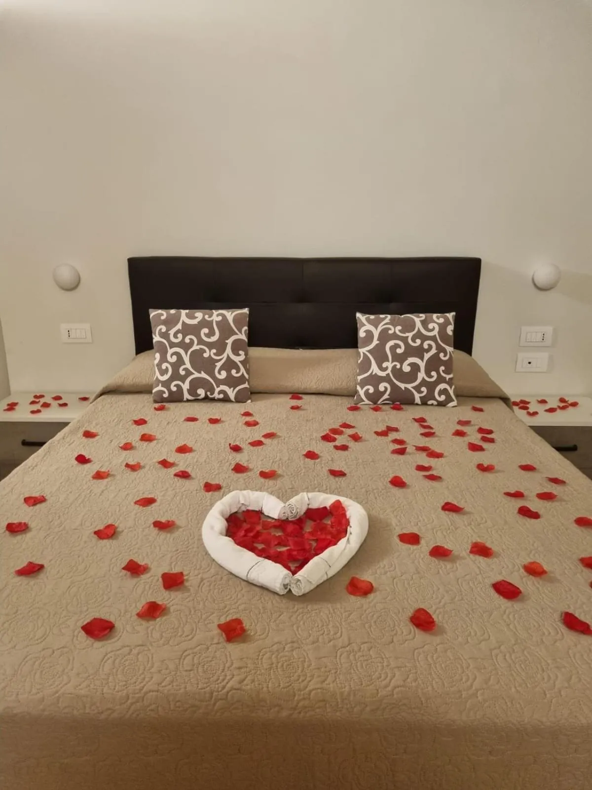 Bed in Celeste Costiera