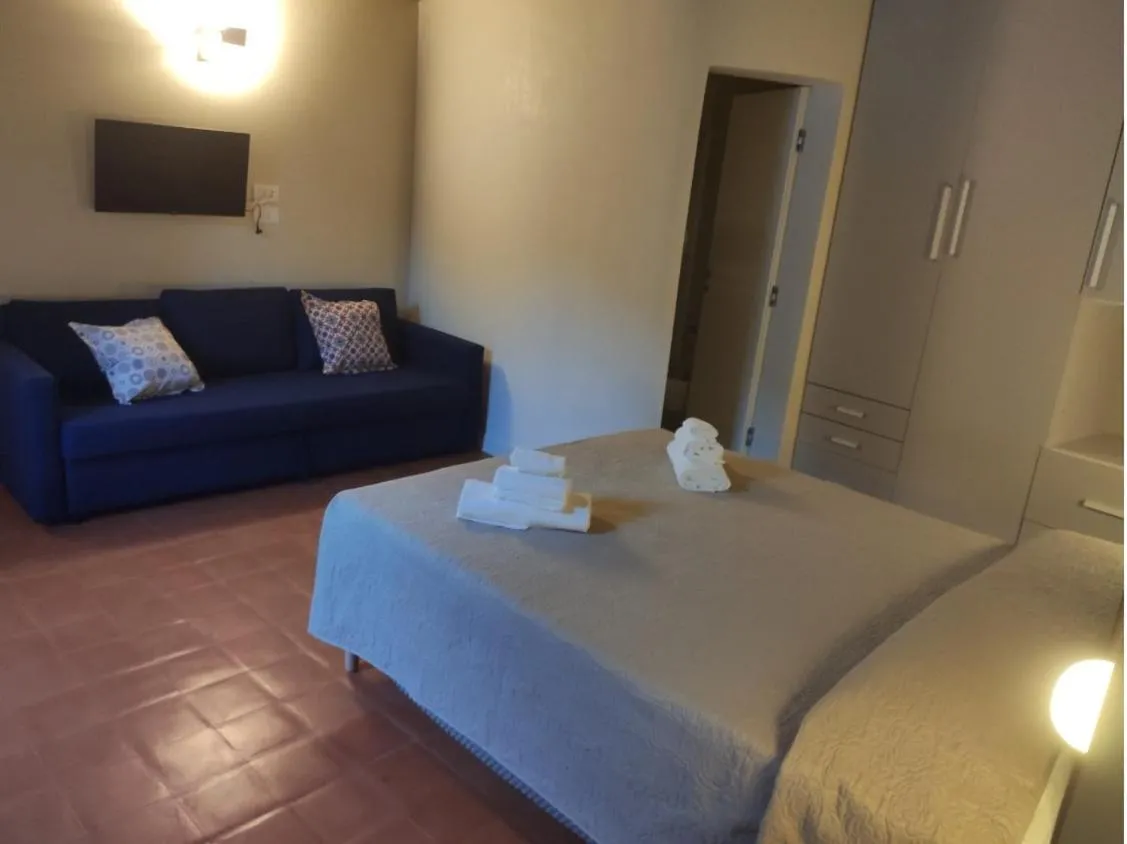 Bedroom, Bed in Celeste Costiera