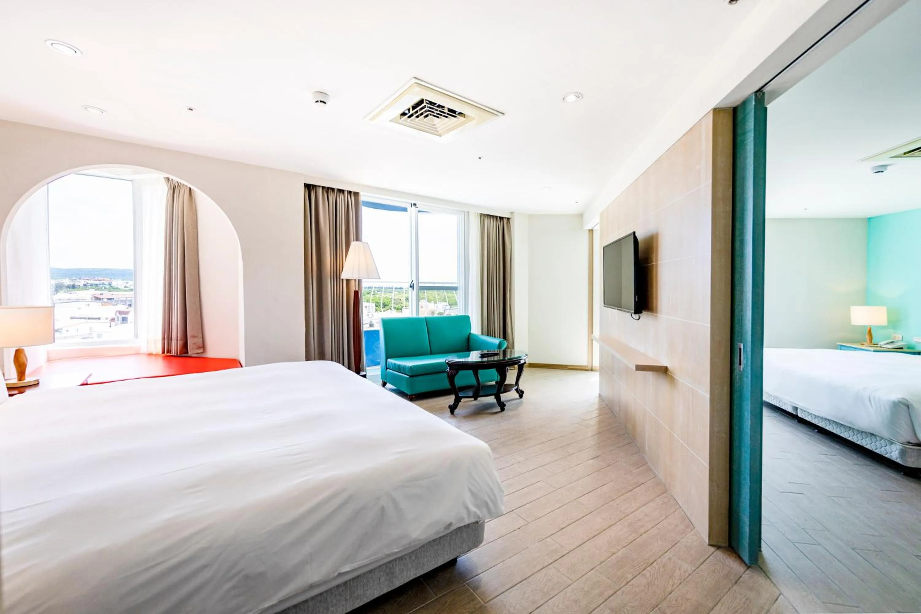 Photo of the whole room, Bed in Kenting Long Beach Hotel