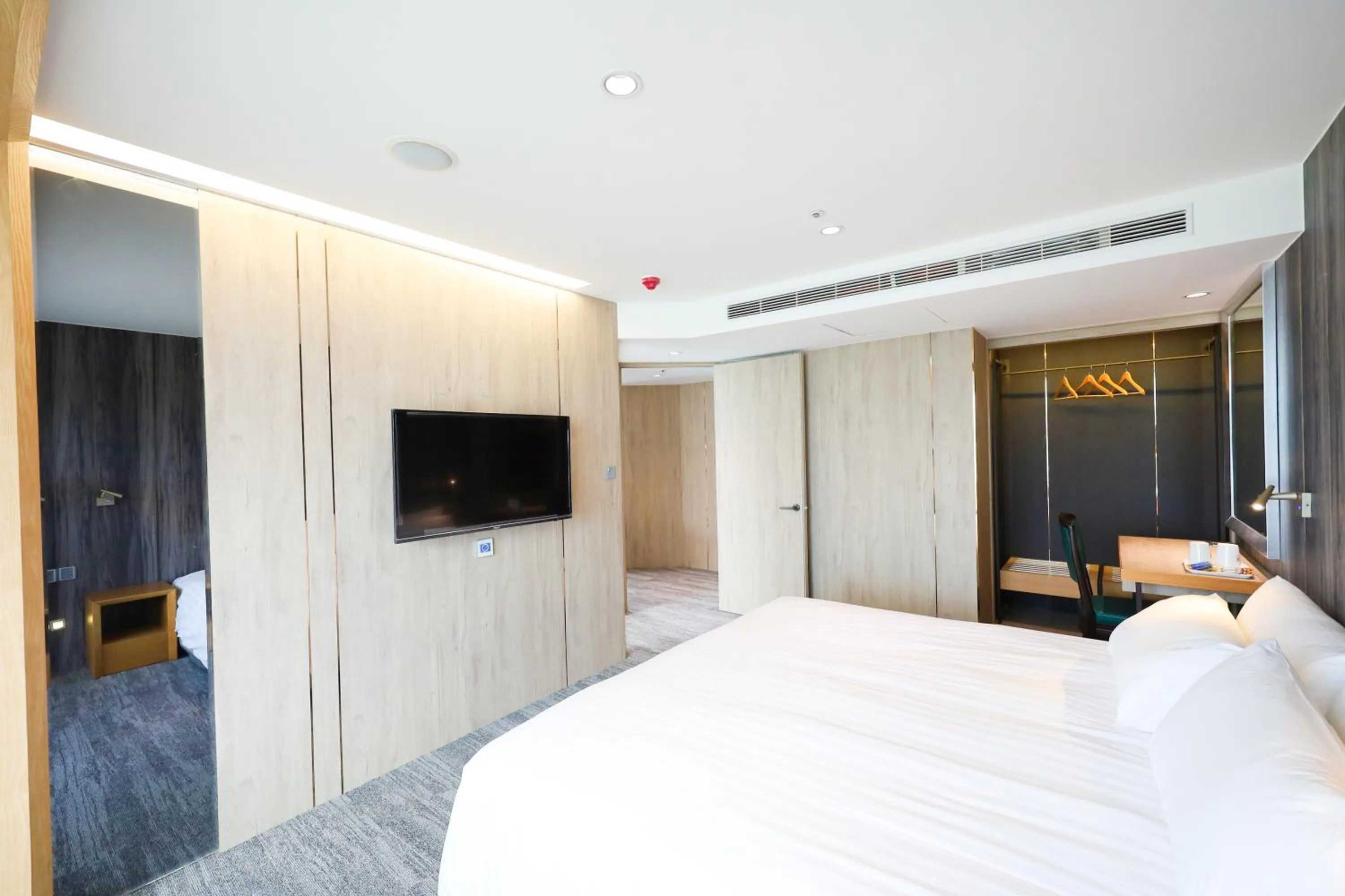 Photo of the whole room, Bed in Kenting Long Beach Hotel