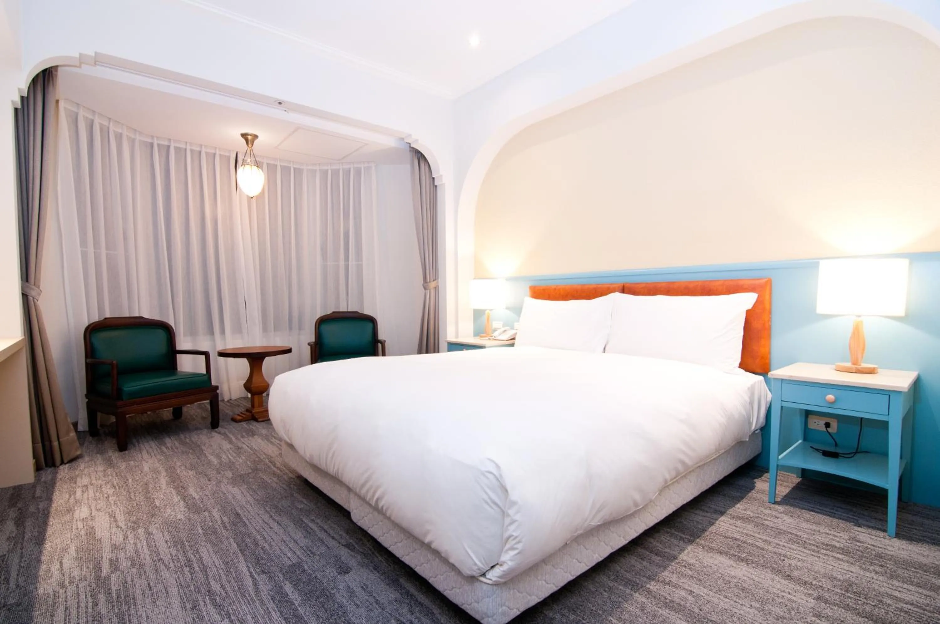 Photo of the whole room, Bed in Kenting Long Beach Hotel