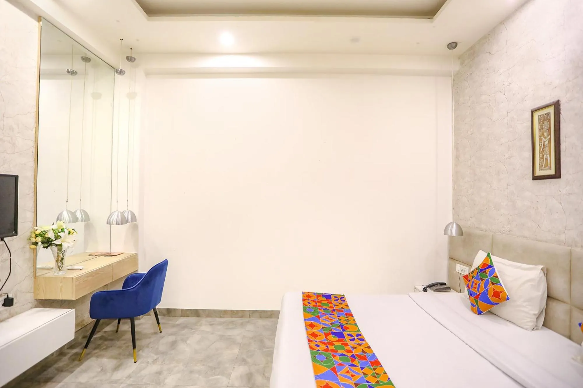 Bed in FabHotel F9 Sector 19