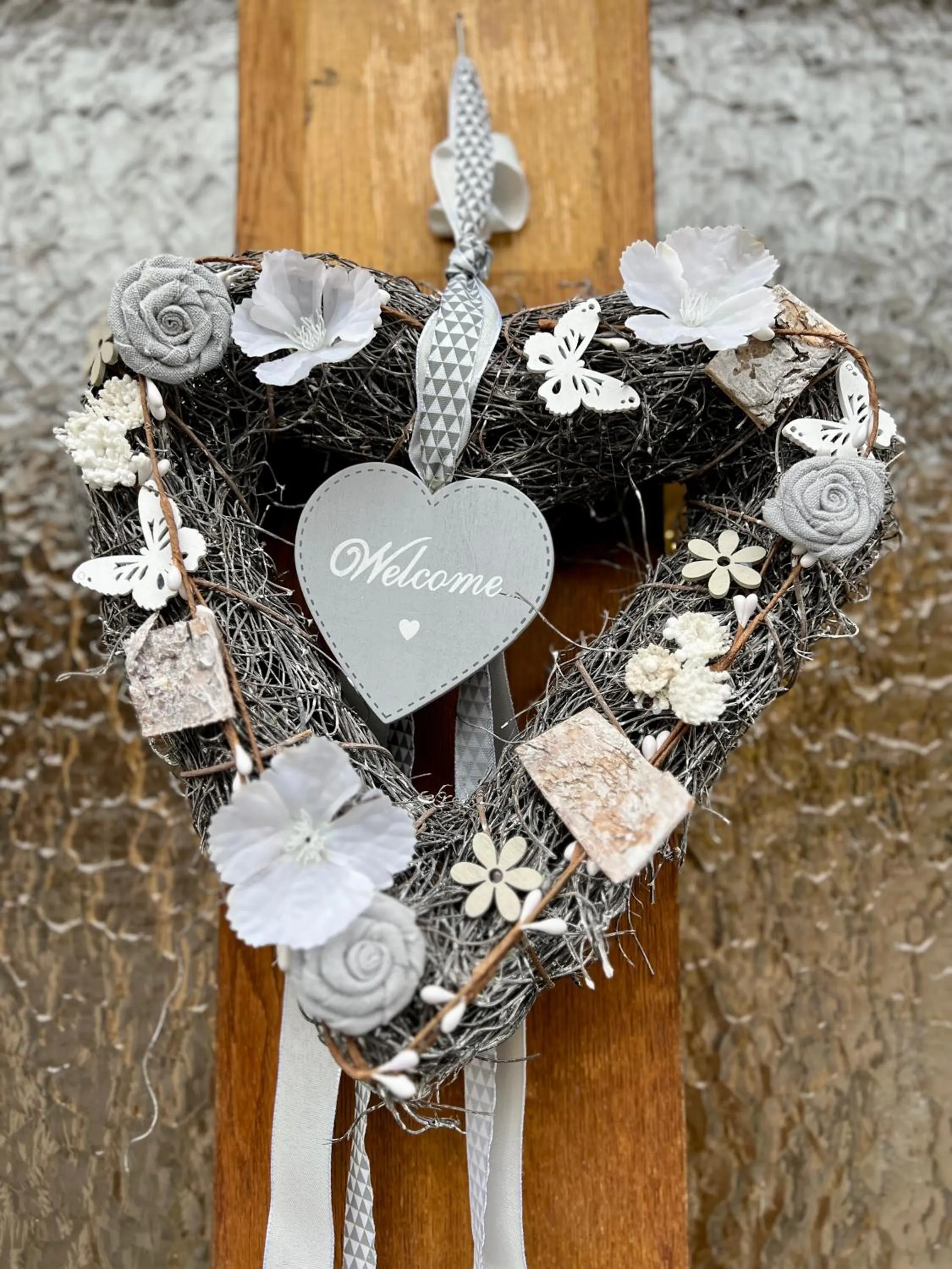 Decorative detail in Rössli Self Check in 24-7 Free Parking