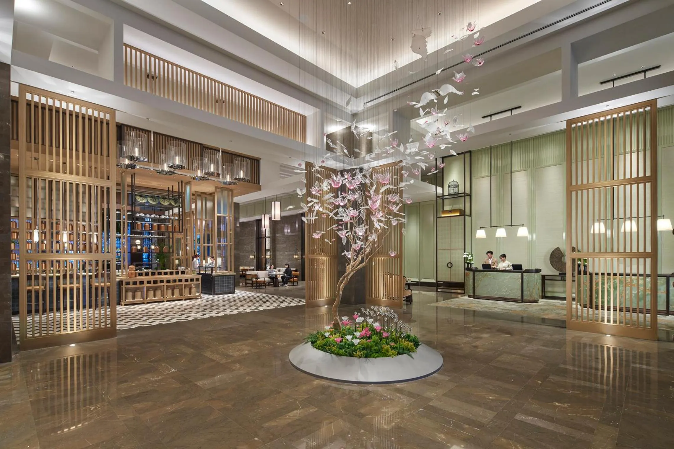 Lobby or reception in Shangri-La Qiantan, Shanghai - Steps away from the Oriental Sports Center, and easy reach the vibrant art scene of West Bund