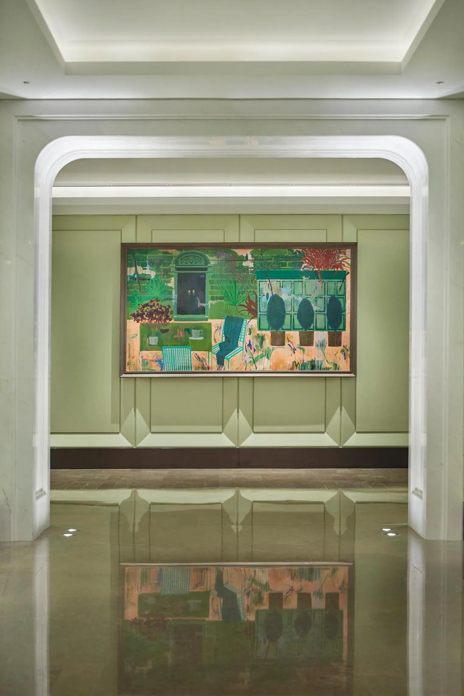 Property building in Shangri-La Qiantan, Shanghai - Steps away from the Oriental Sports Center, and easy reach the vibrant art scene of West Bund