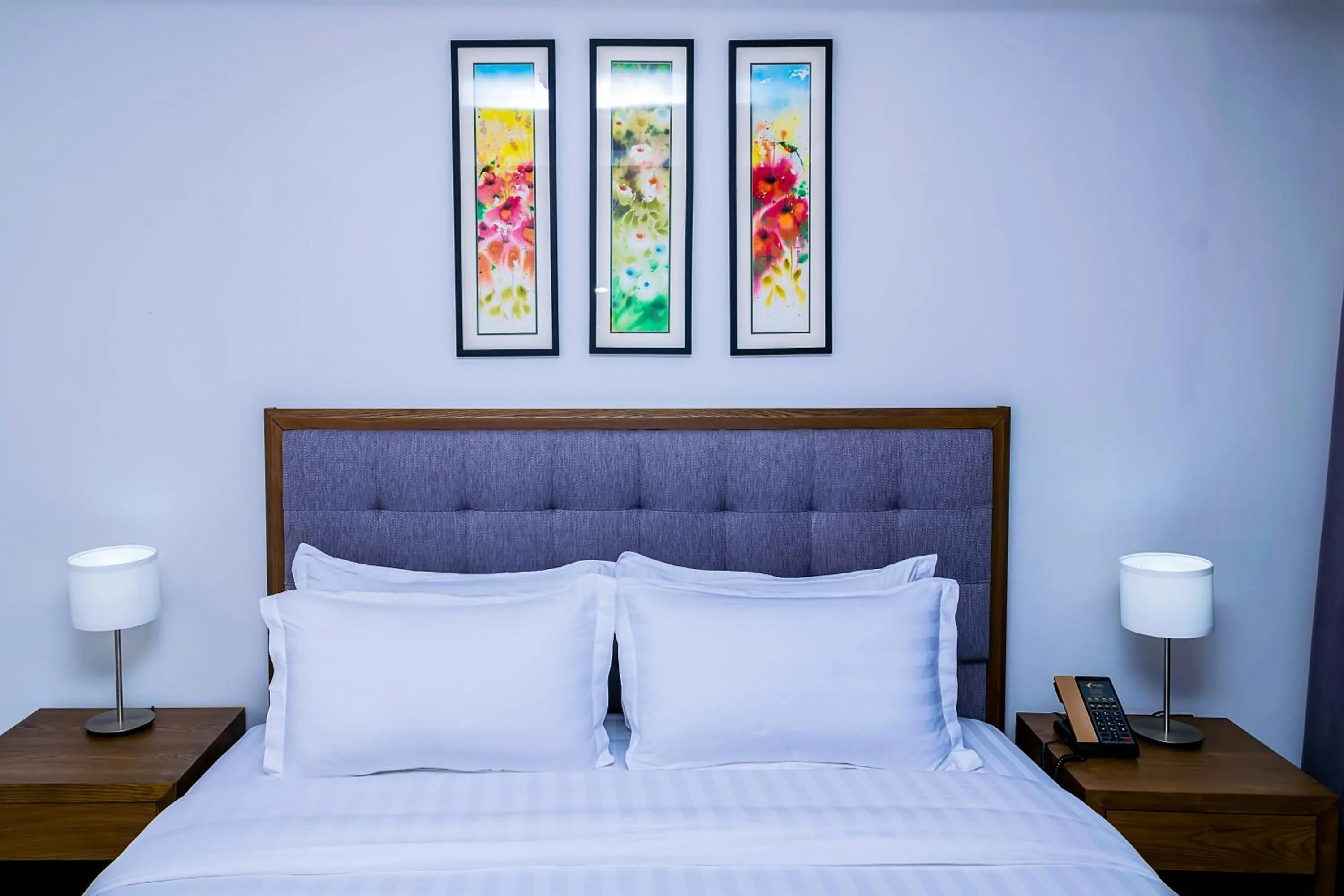 Bedroom, Bed in Canary Hotel Kampala