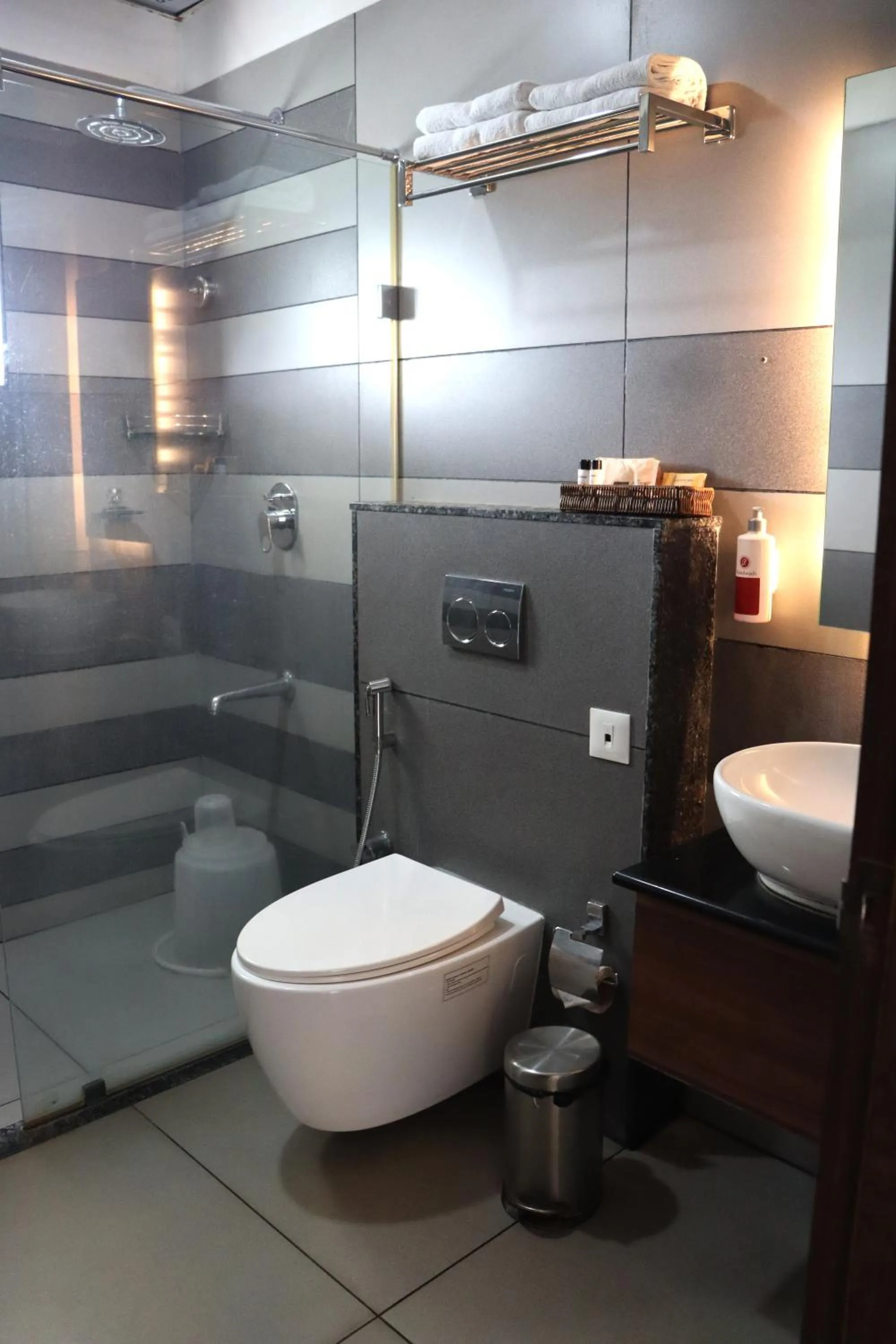 Ramee Wolkenburg Resort & Spa, Munnar