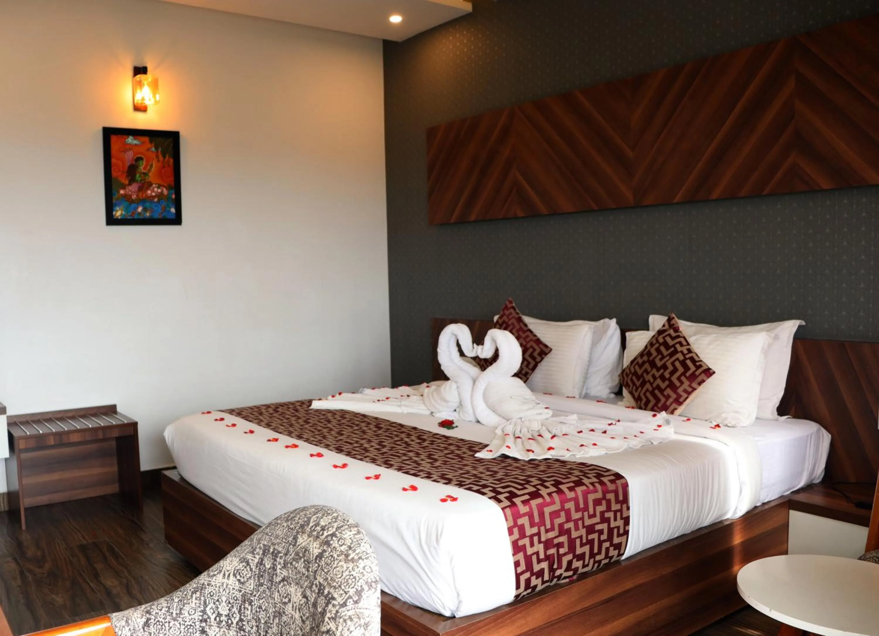 Bed in Ramee Wolkenburg Resort & Spa, Munnar
