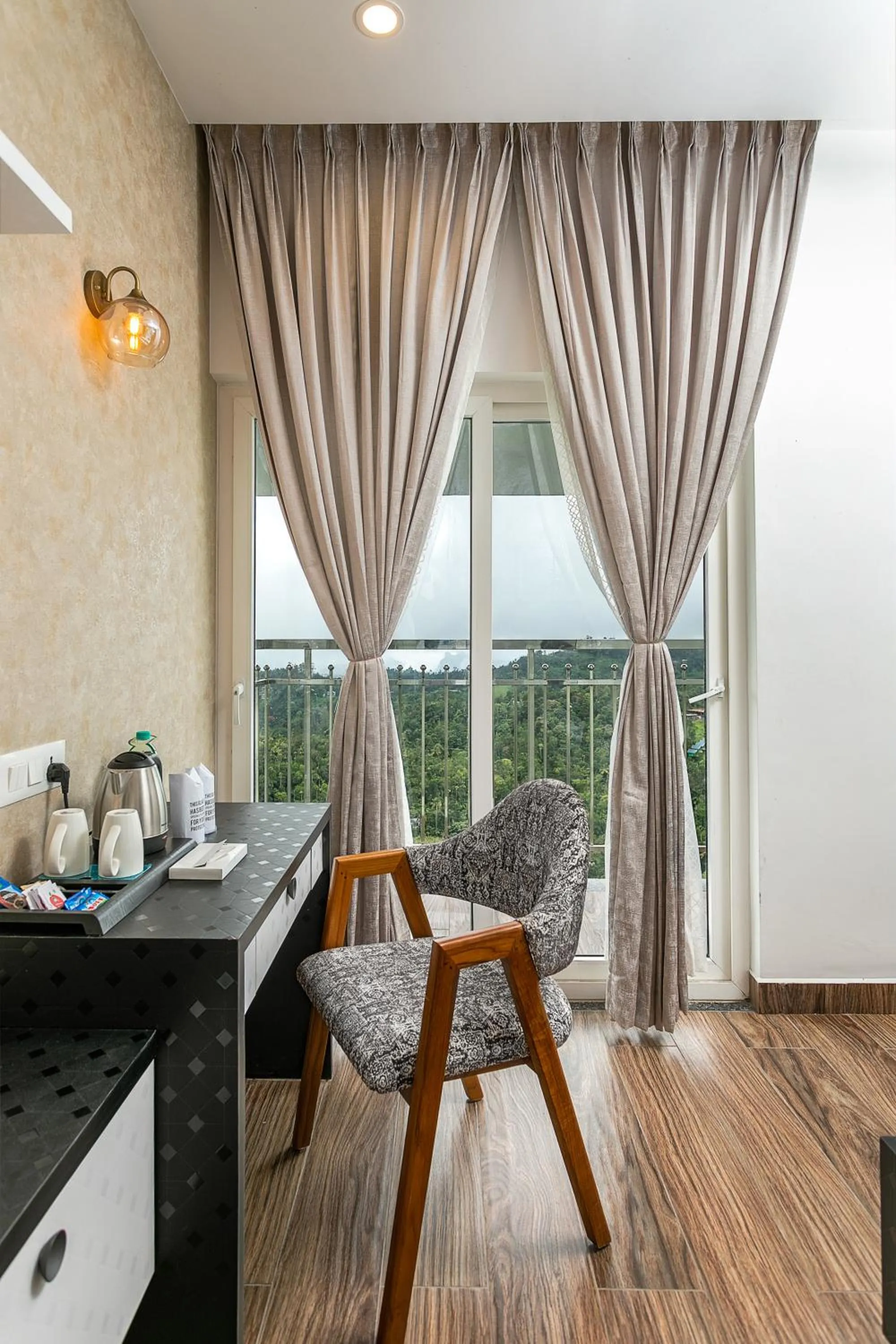 Coffee/tea facilities in WOLKENBURG RESORT & SPA