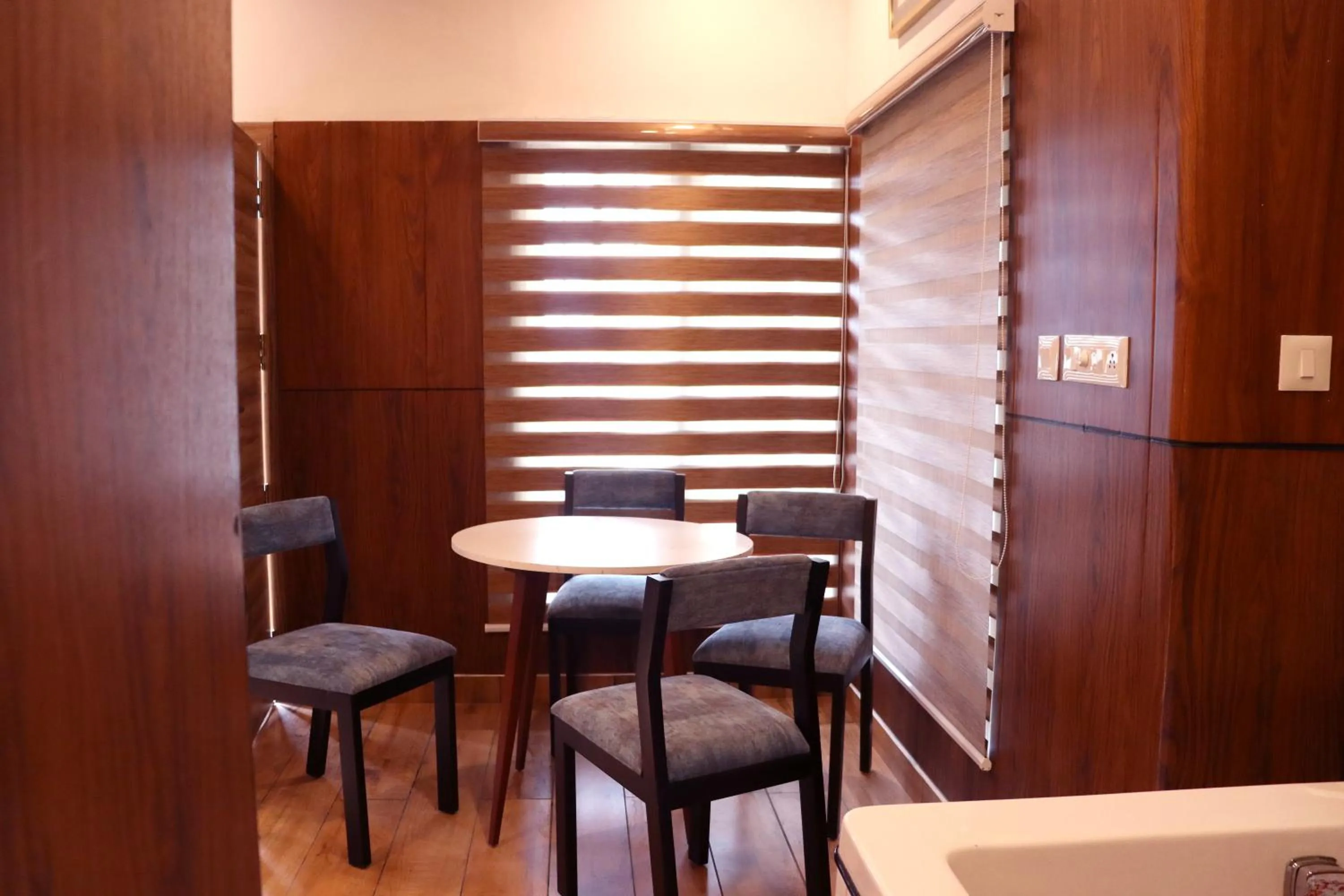 Ramee Wolkenburg Resort & Spa, Munnar