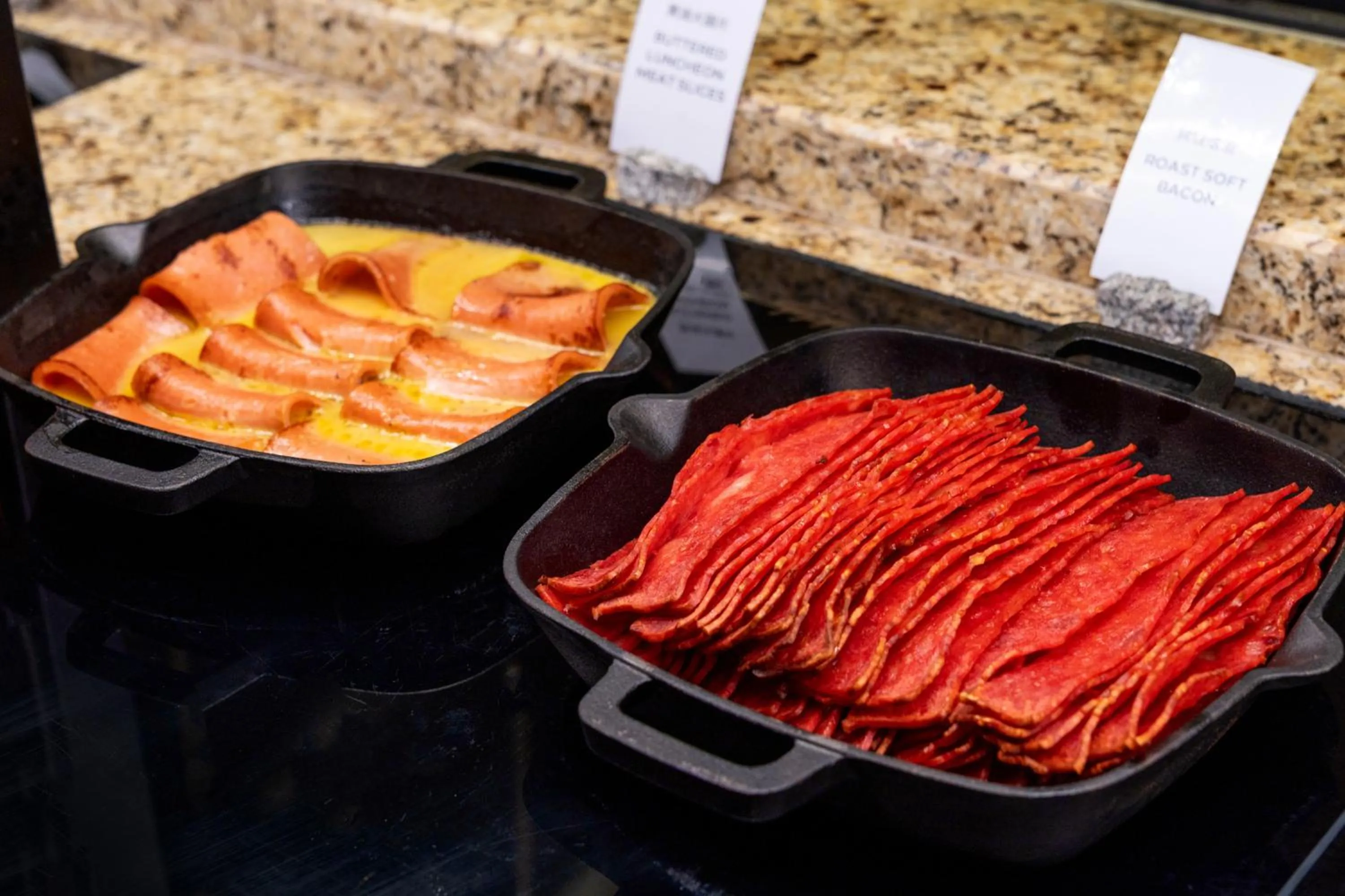 Food and drinks in Hilton Shigatse