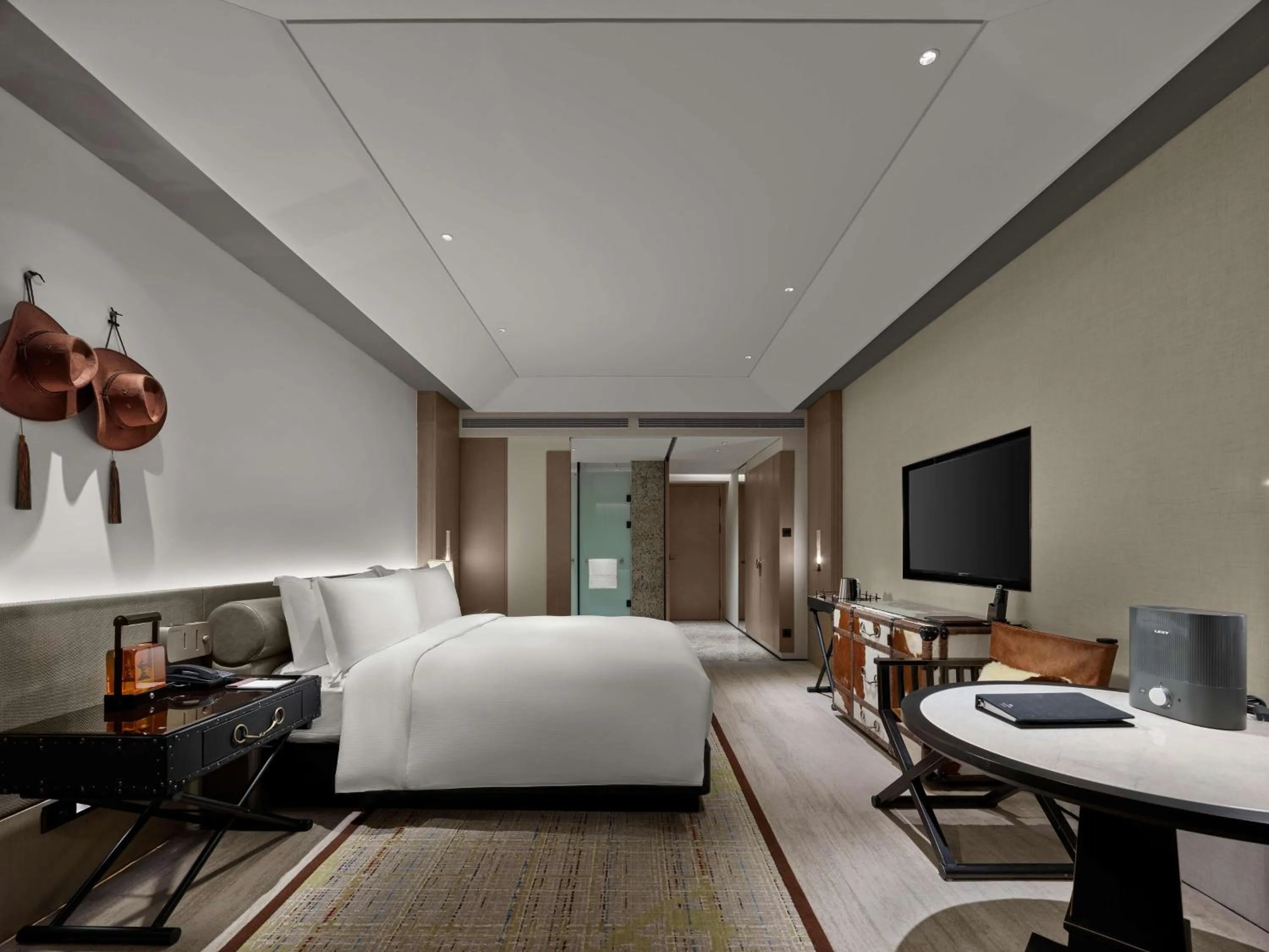 Bed in Hilton Shigatse