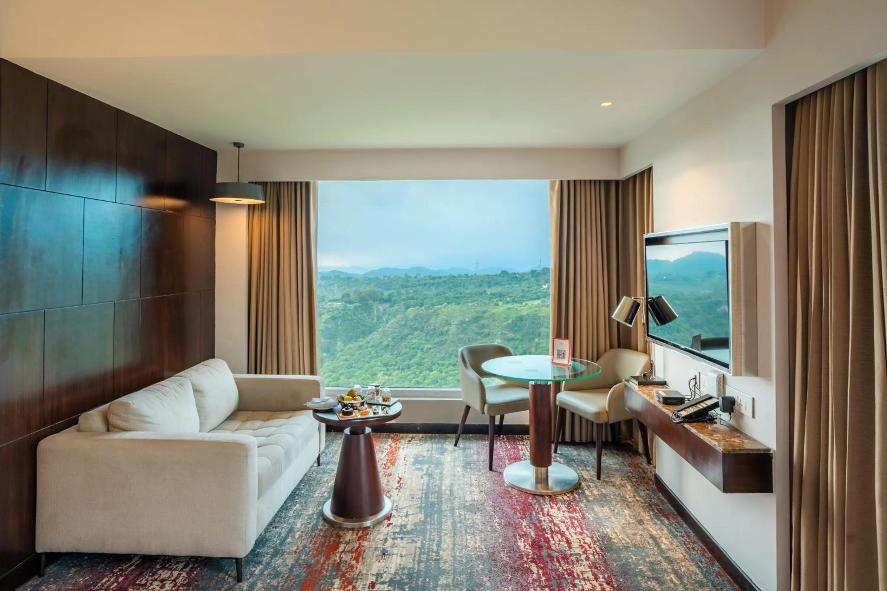 Bedroom in Welcomhotel By ITC Hotels, Katra