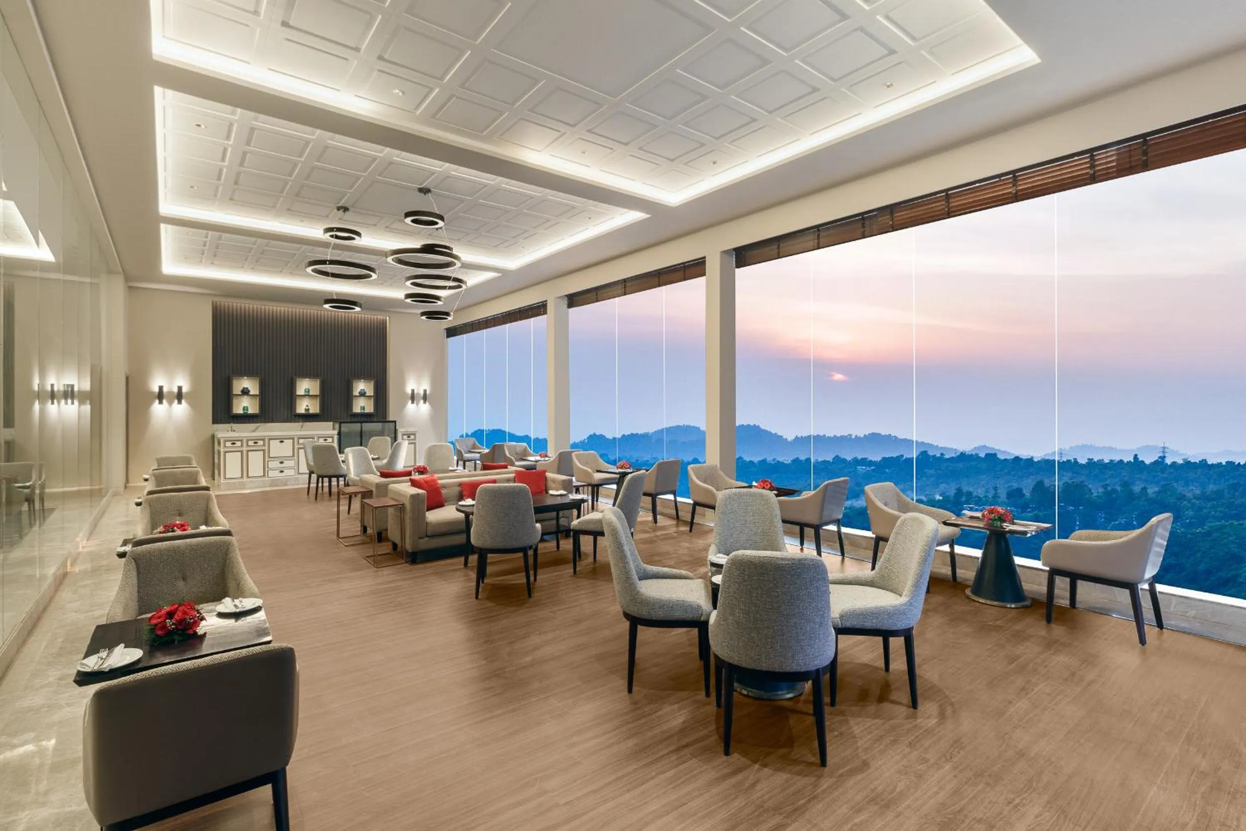 Restaurant/places to eat in Welcomhotel By ITC Hotels, Katra