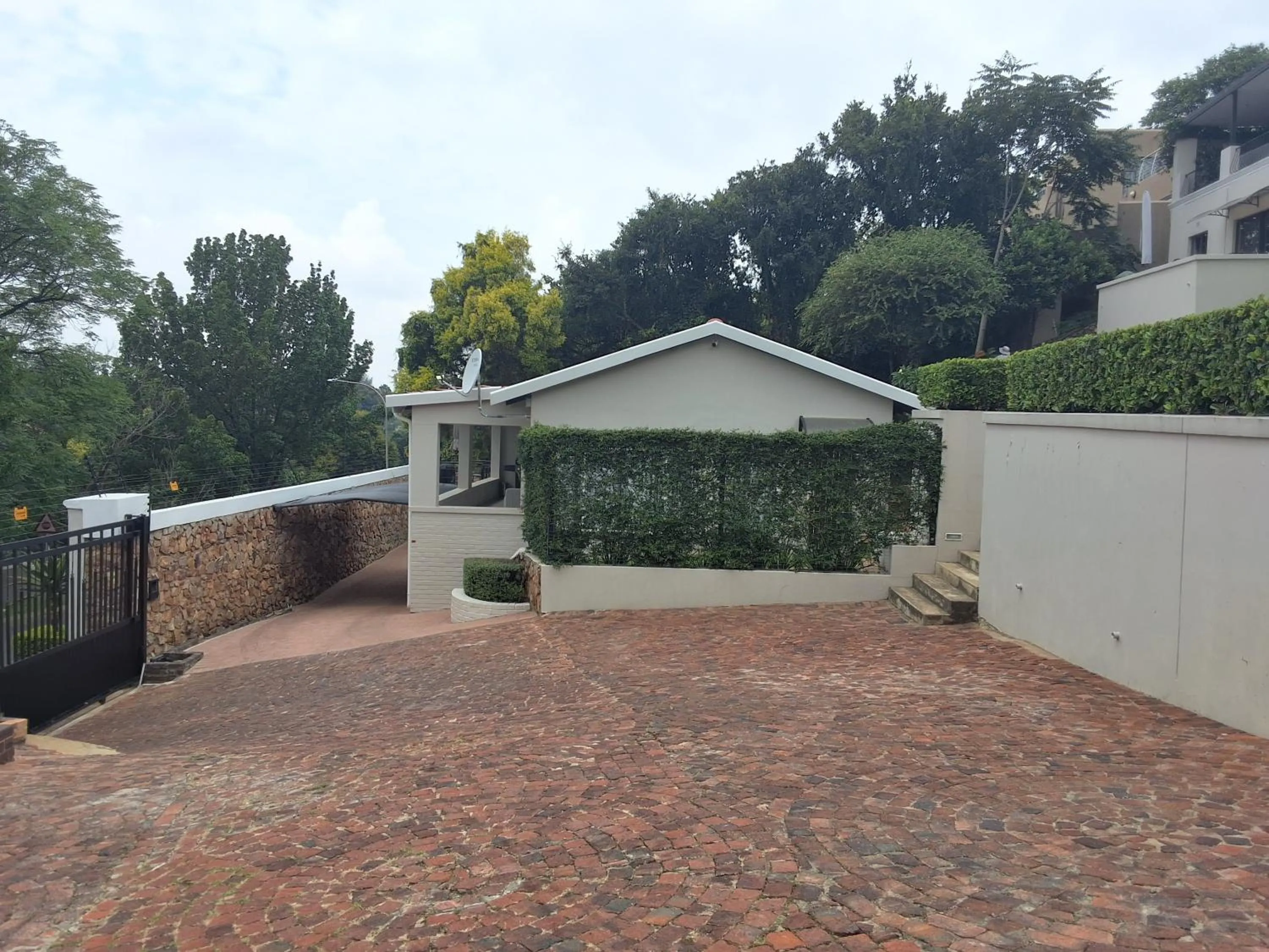 Facade/entrance in CityView, a stunning modern apartment