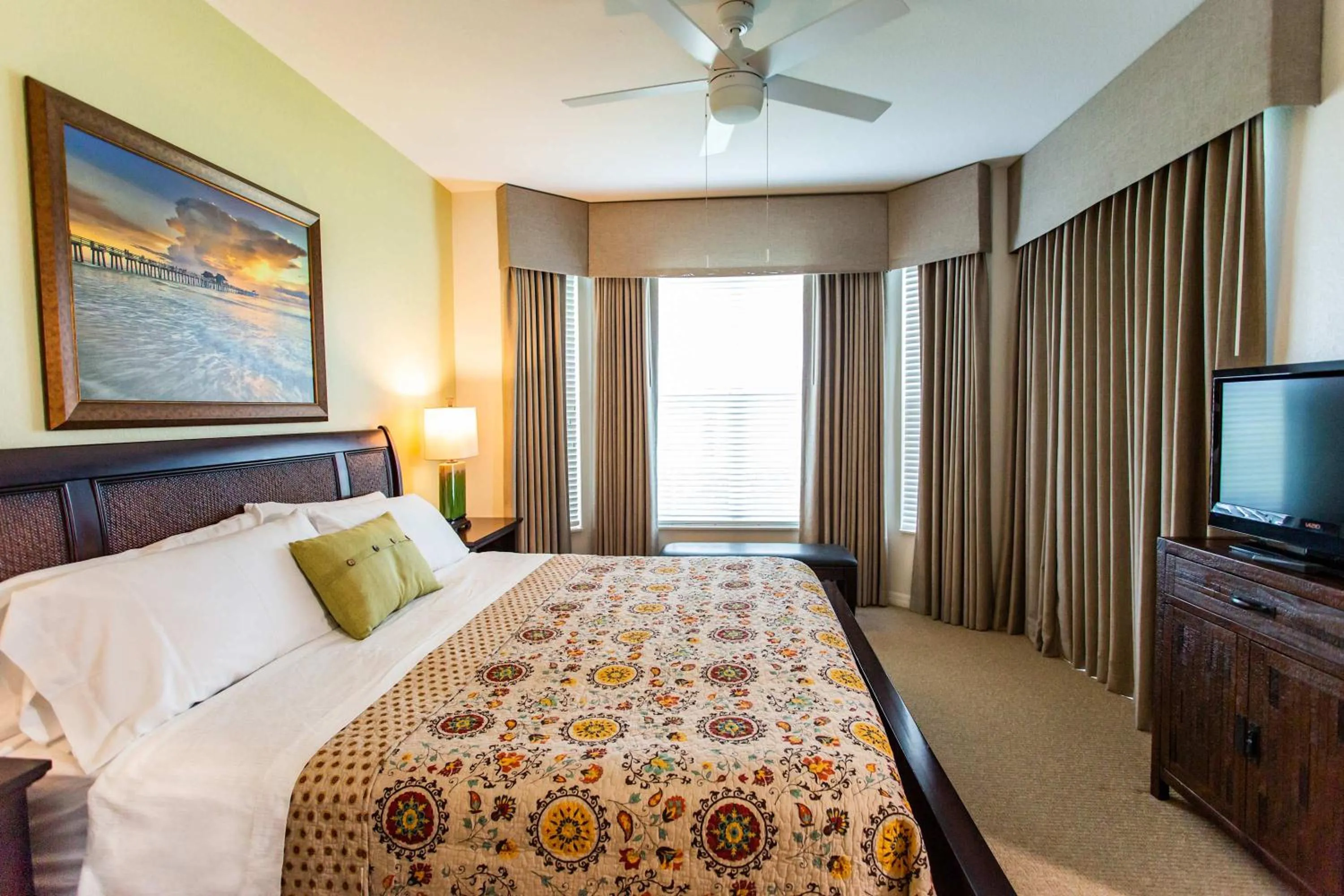 Bed in Messina Vacation Rental