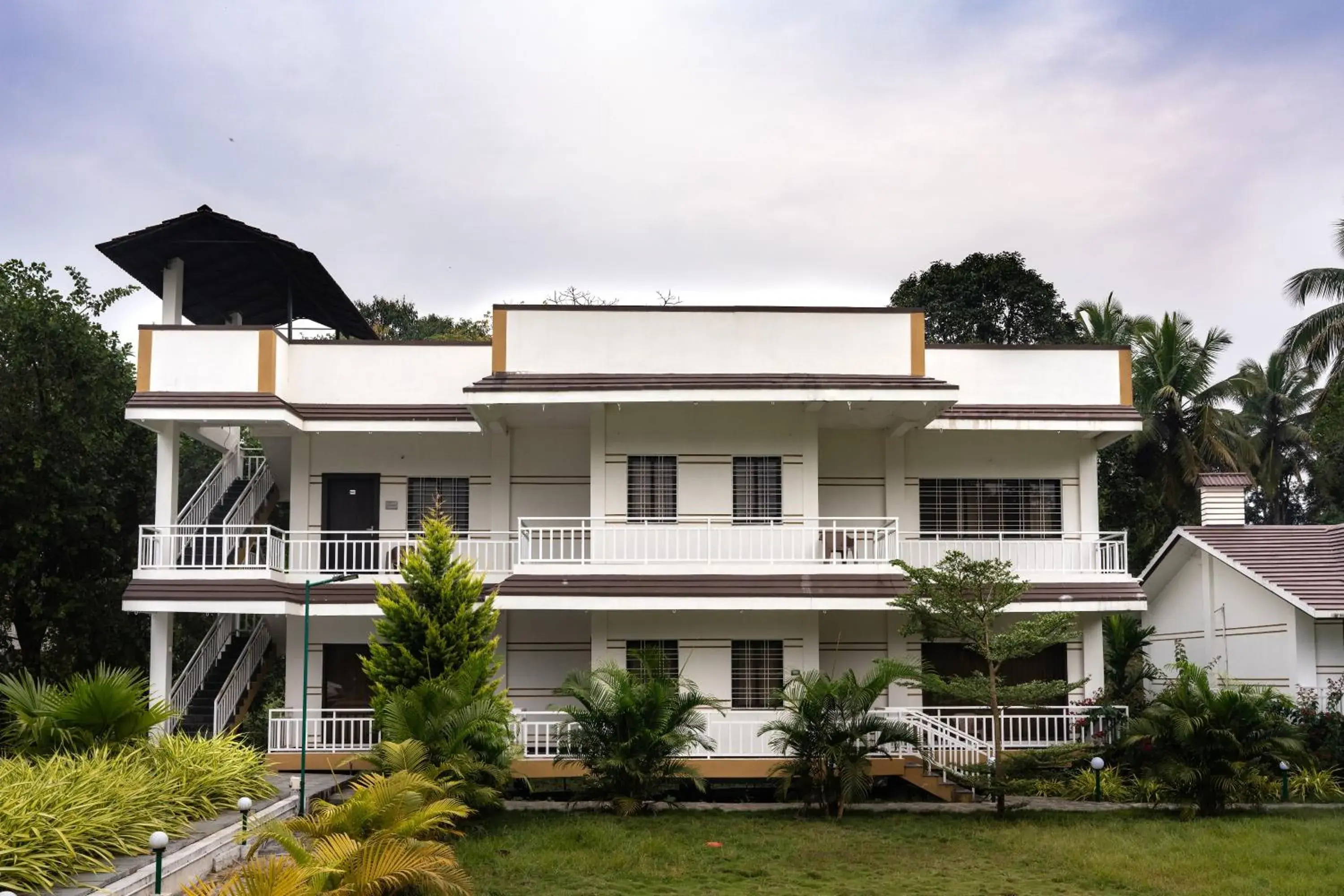 Studio with Garden View in Shreeyog Resort Dandeli Studio with Garden View in Shreeyog Resort Dandeli