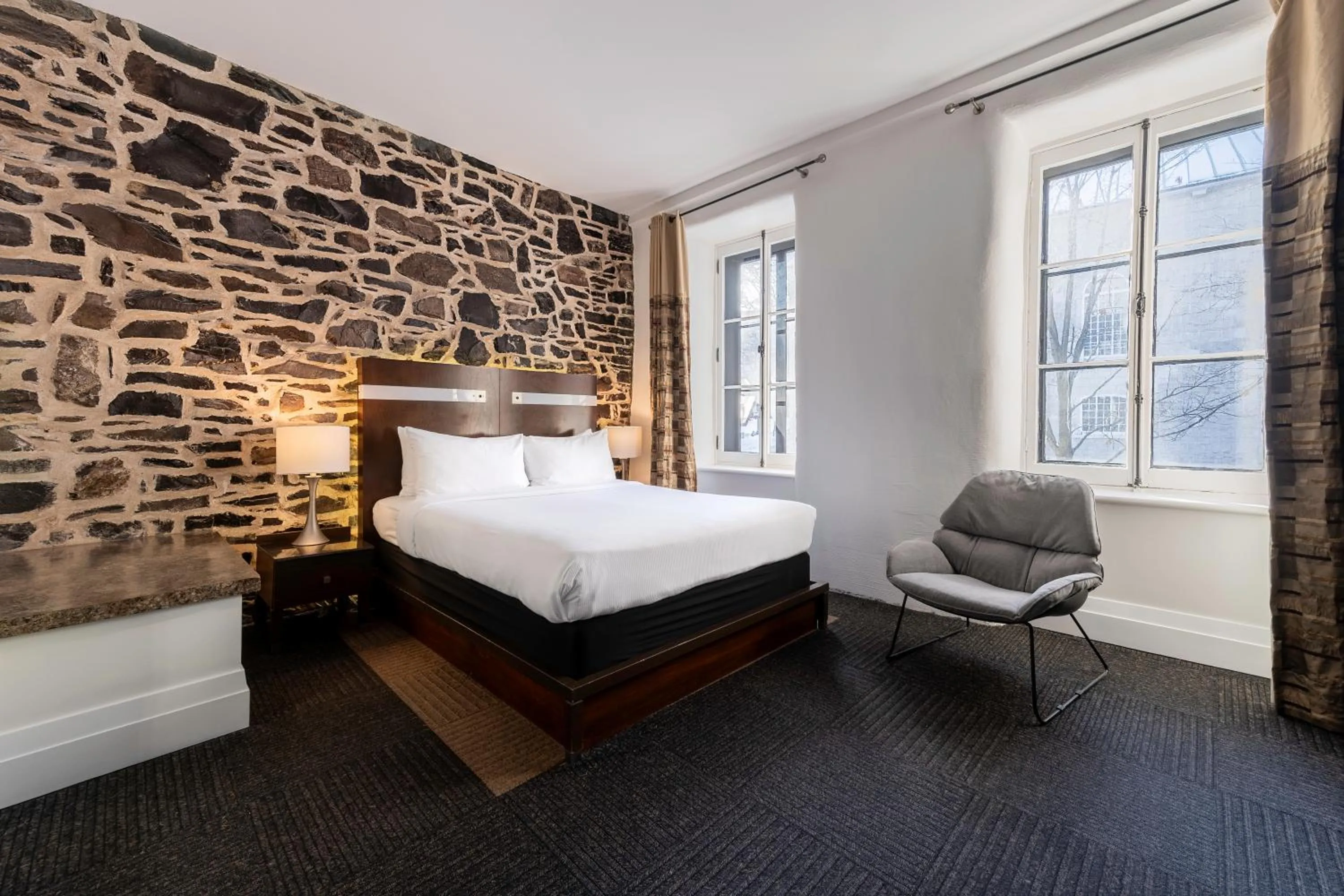 Photo of the whole room, Bed in Hôtel Sainte-Anne