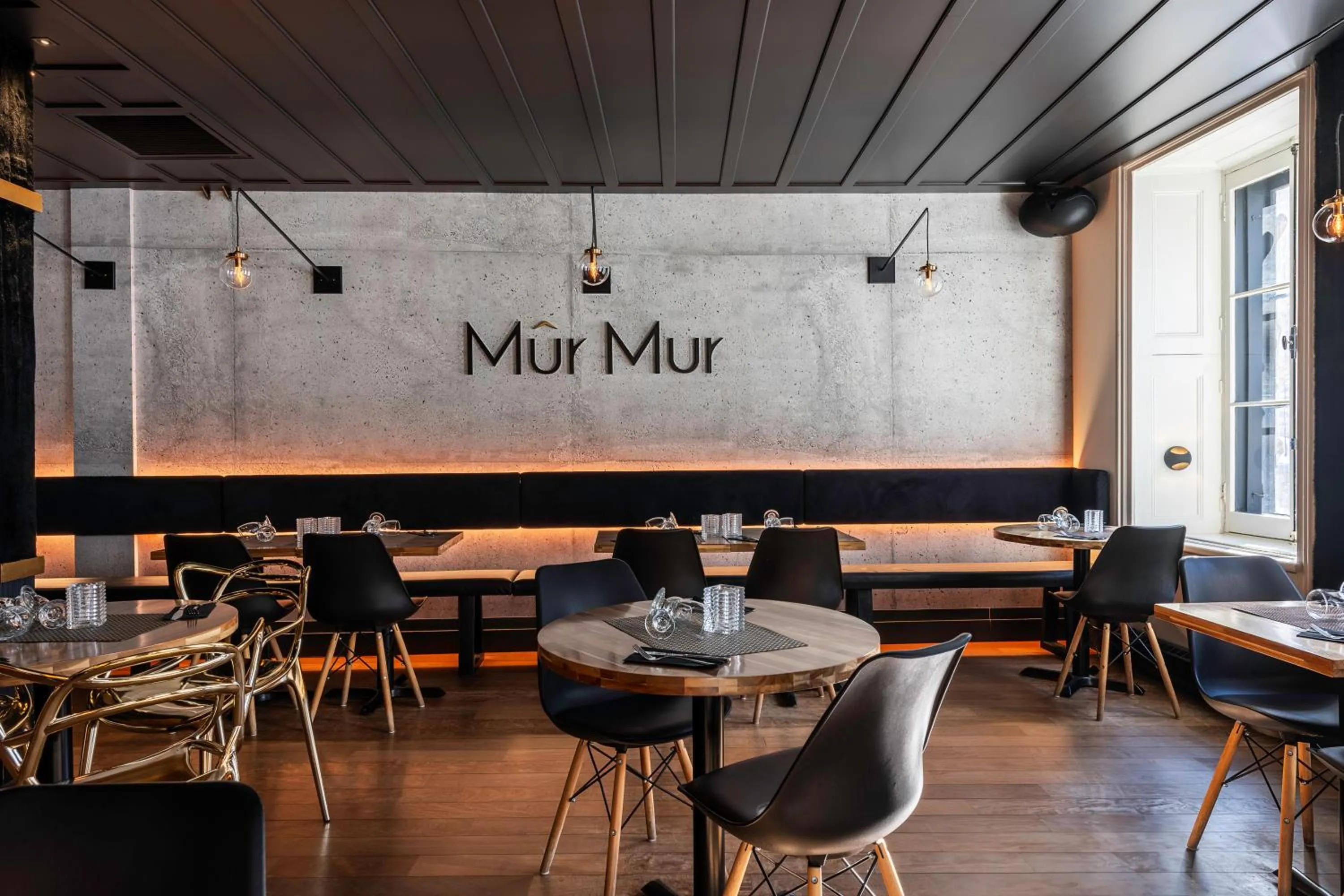 Restaurant/places to eat in Hôtel Sainte-Anne