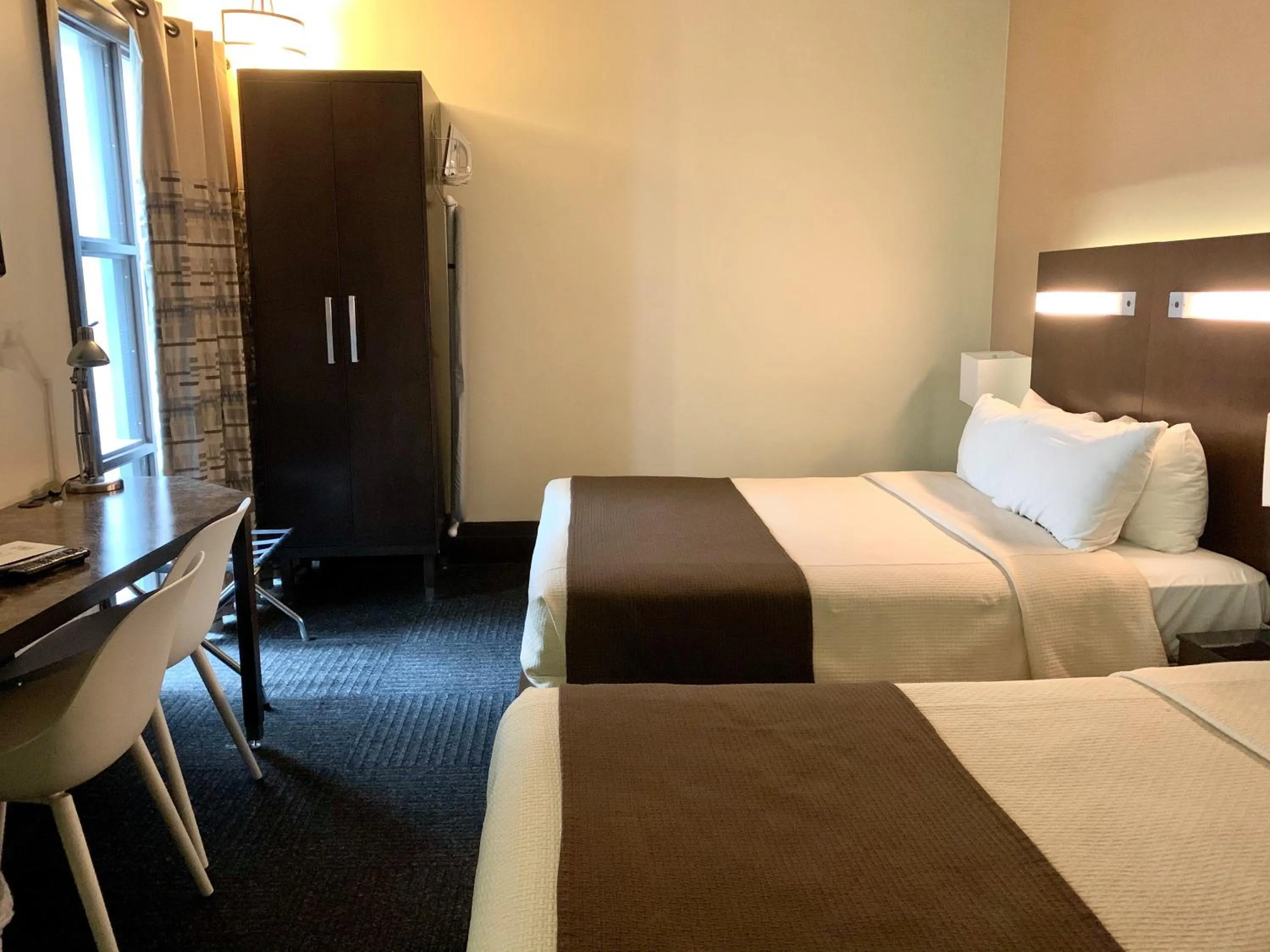 Bed in Hôtel Sainte-Anne